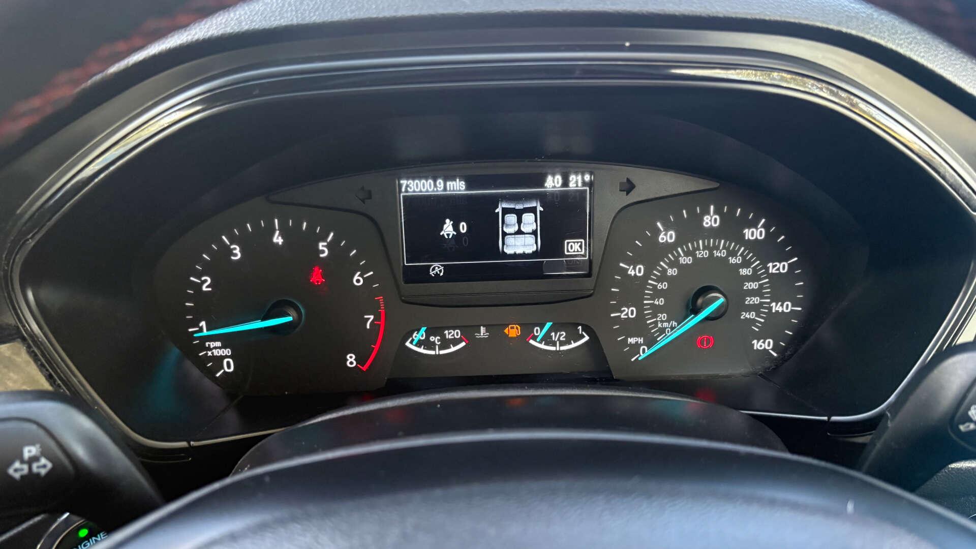 Ford Focus view 15