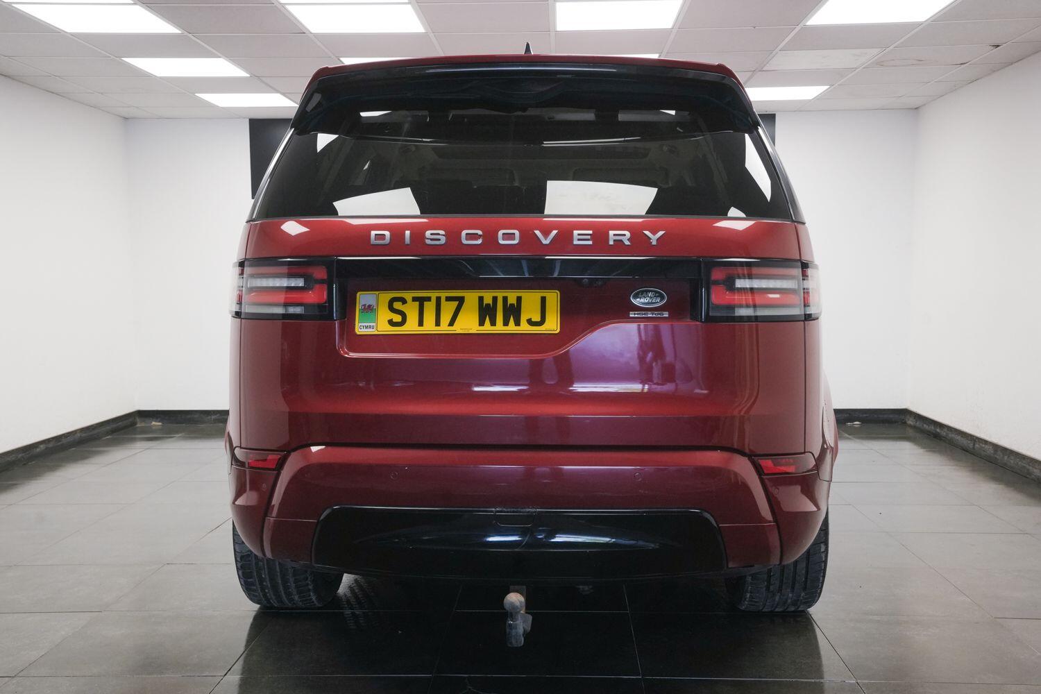 Land Rover Discovery view 2