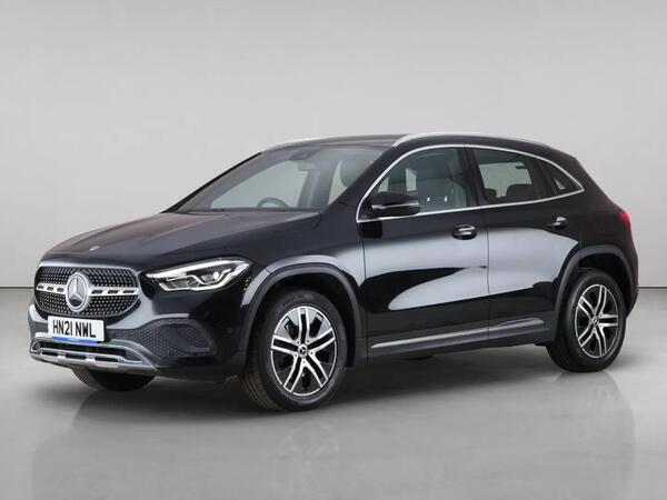 Black 2021 Mercedes-Benz GLA-Class Hatchback Front-wheel drive Automatic