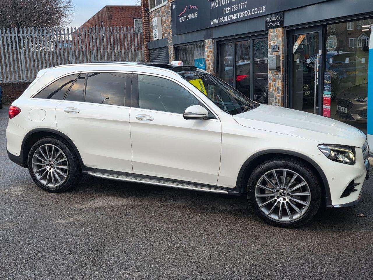 Mercedes-Benz GLC view 14