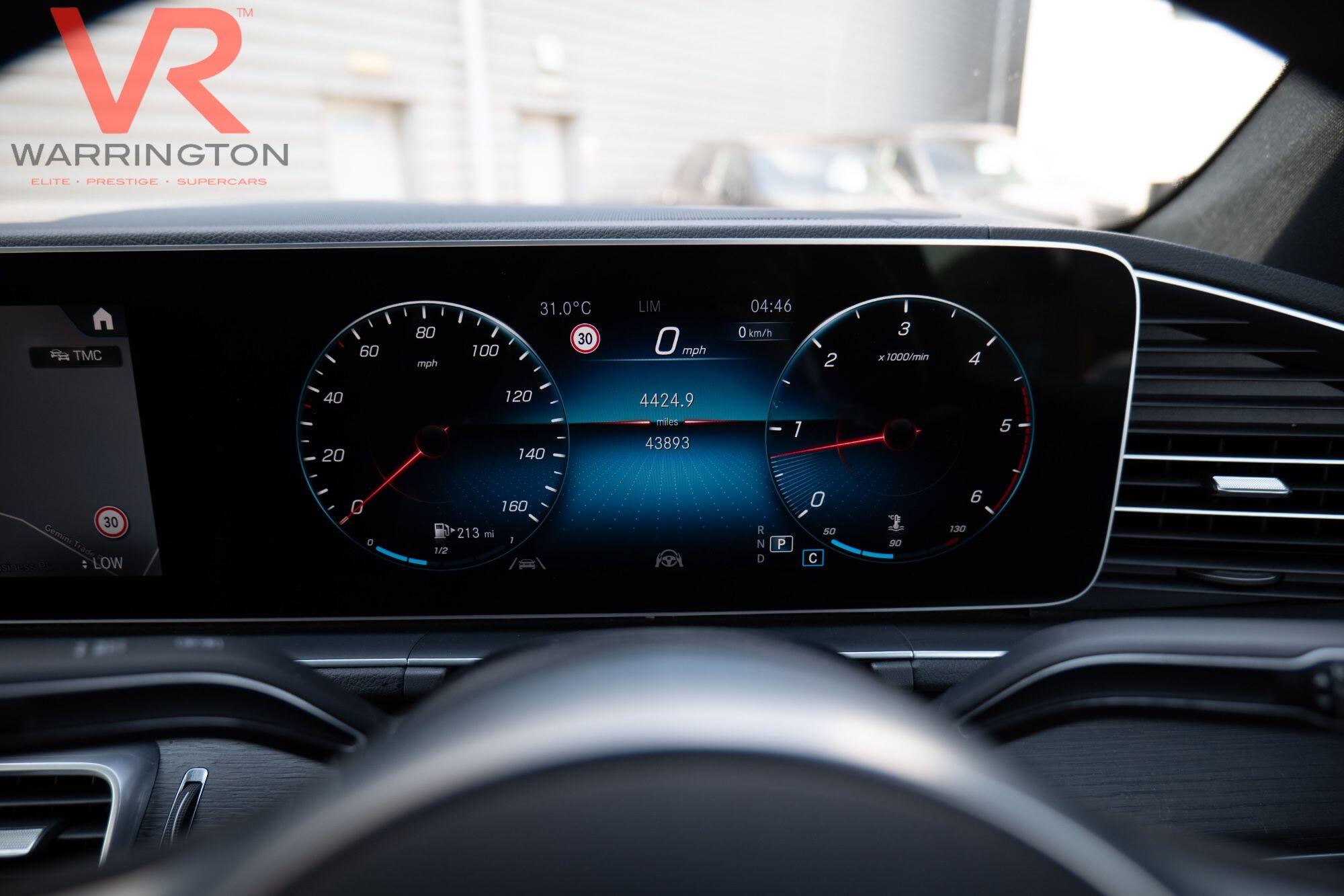Mercedes-Benz Gle view 12