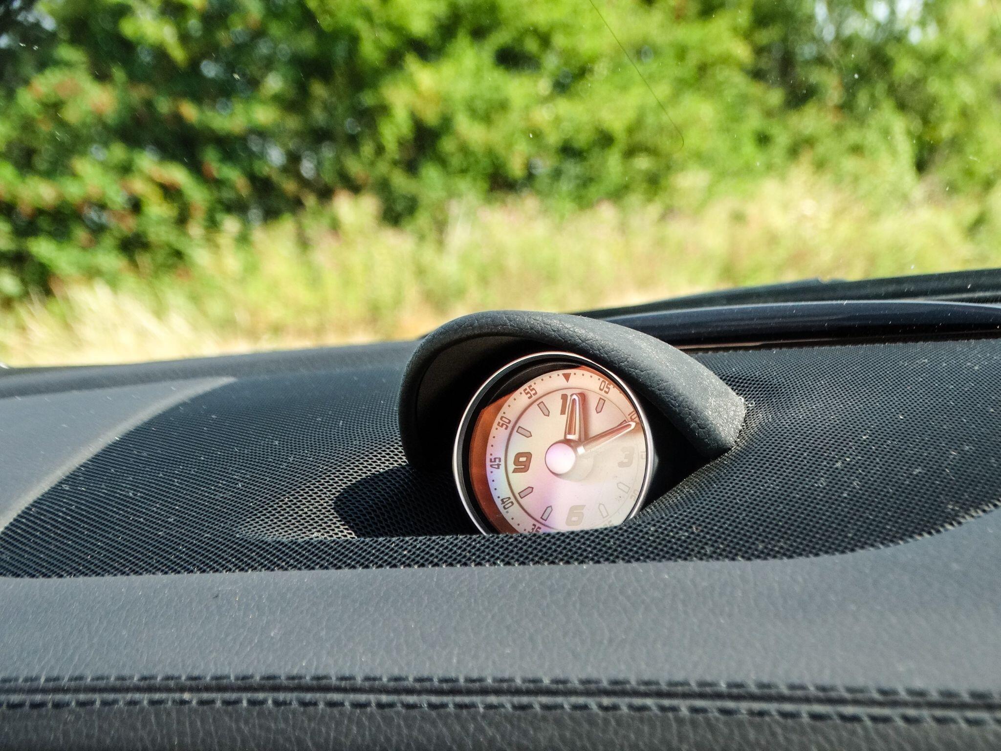 Mercedes-Benz SL view 19