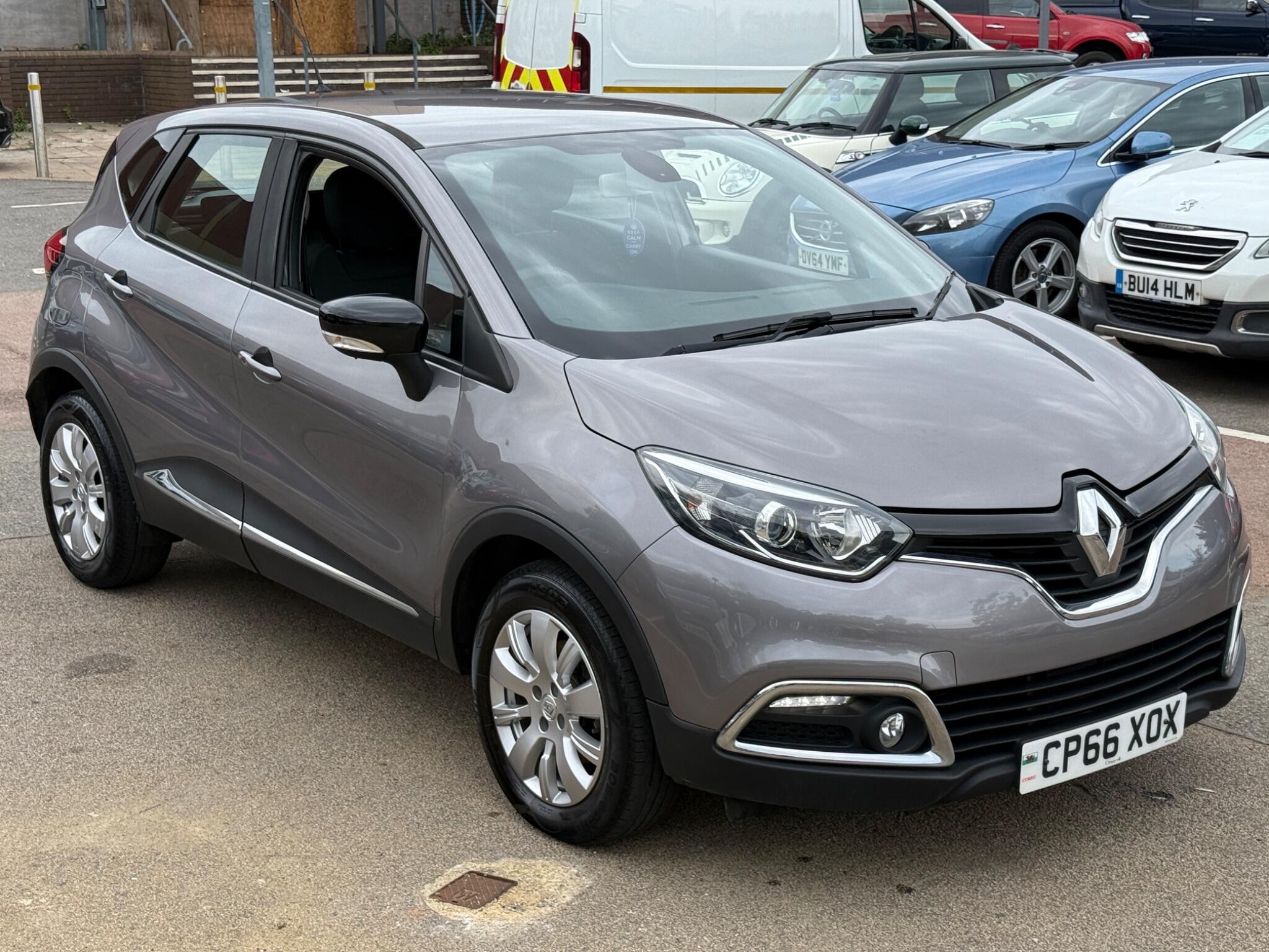 Renault Captur - Image 6