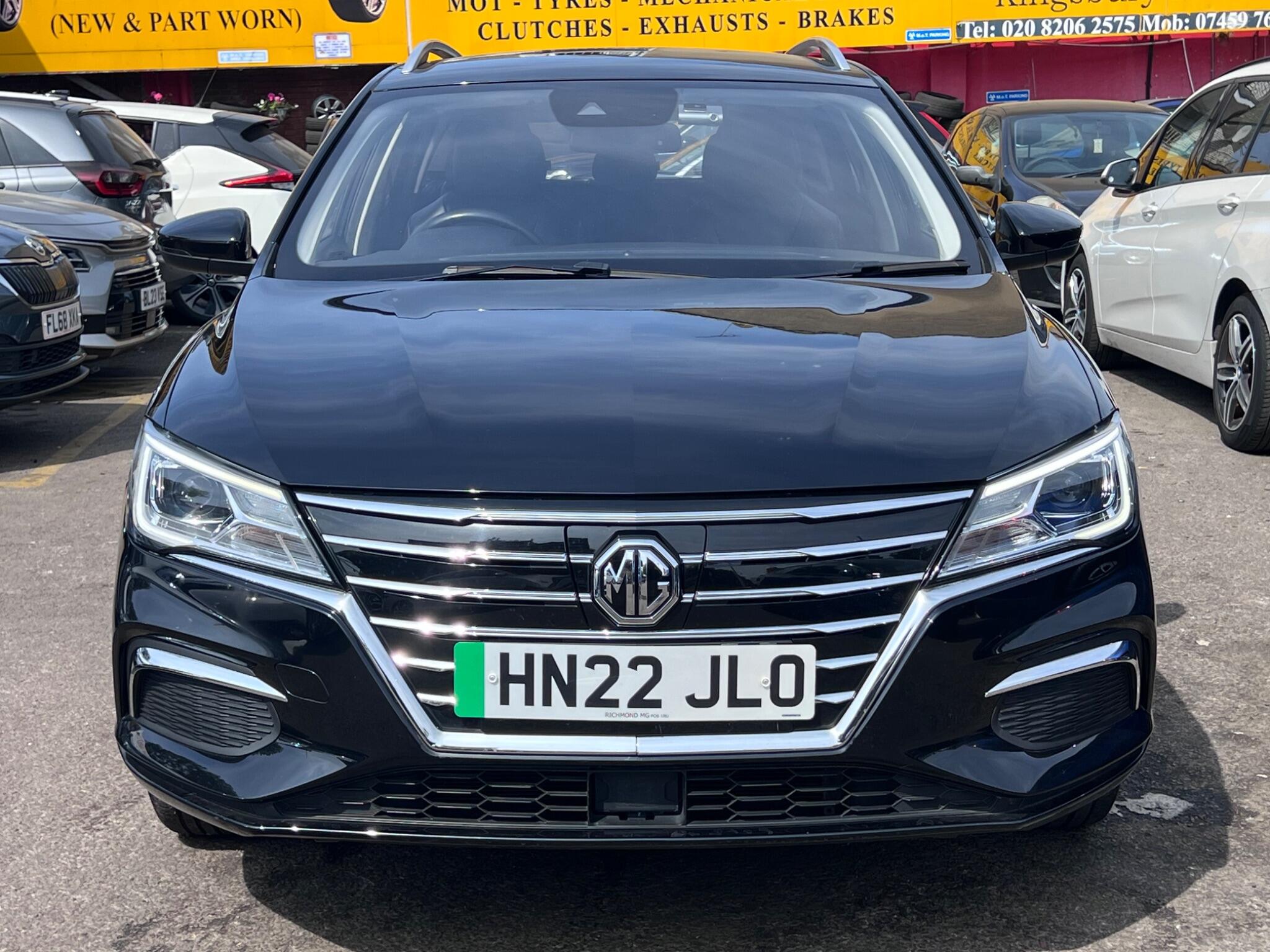 MG MG5 view 5