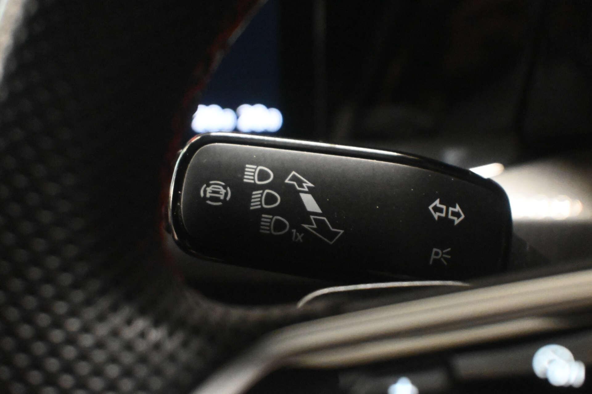 Volkswagen Golf view 41