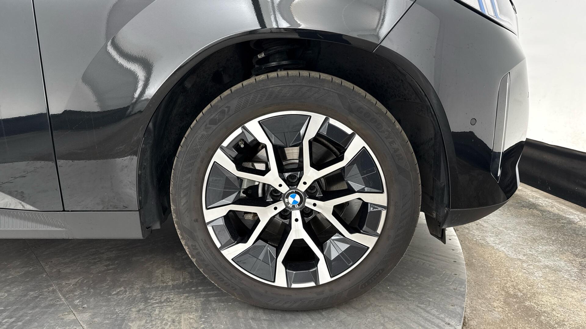 BMW X3 view 14