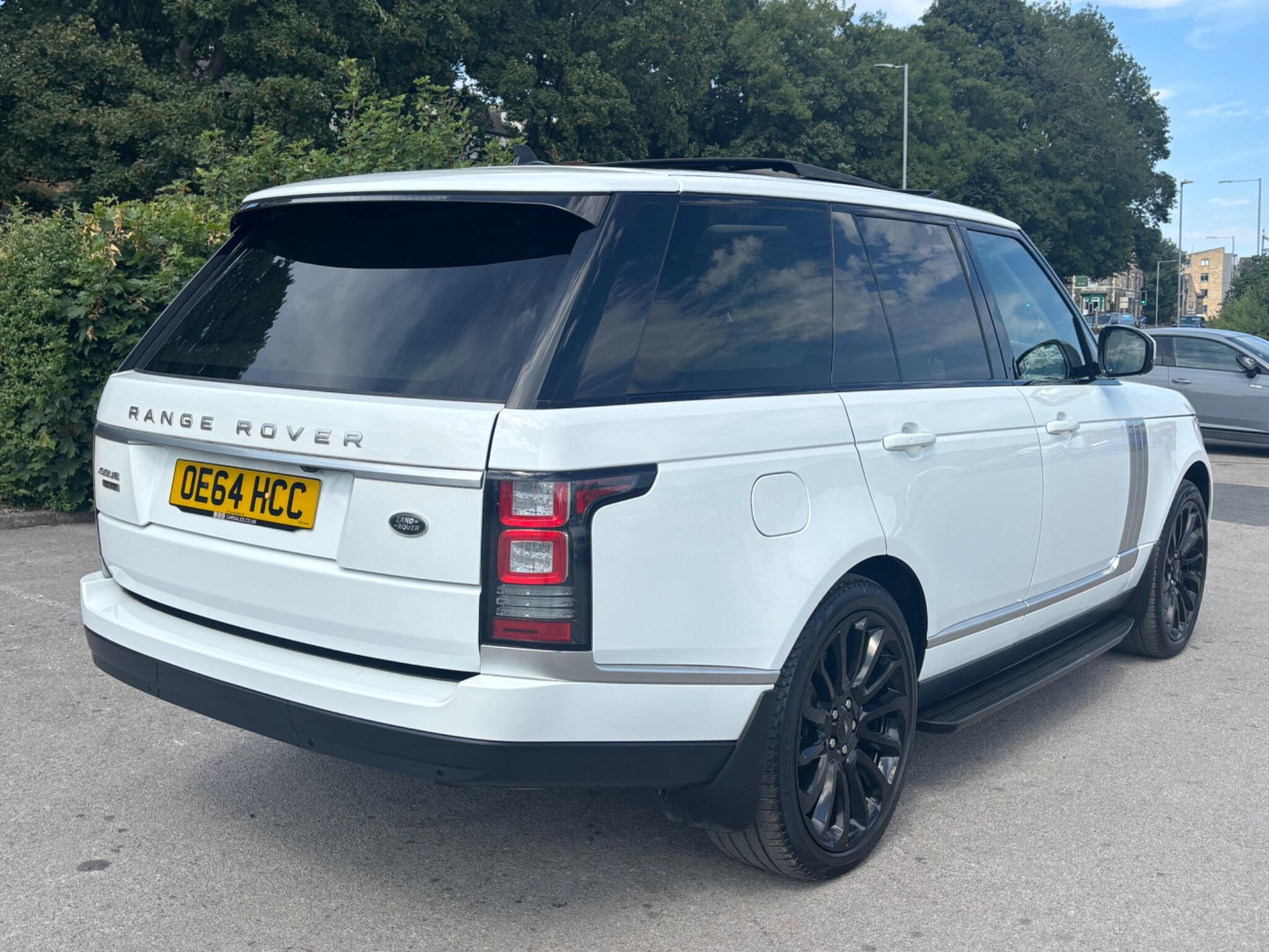 Land Rover Range Rover view 5