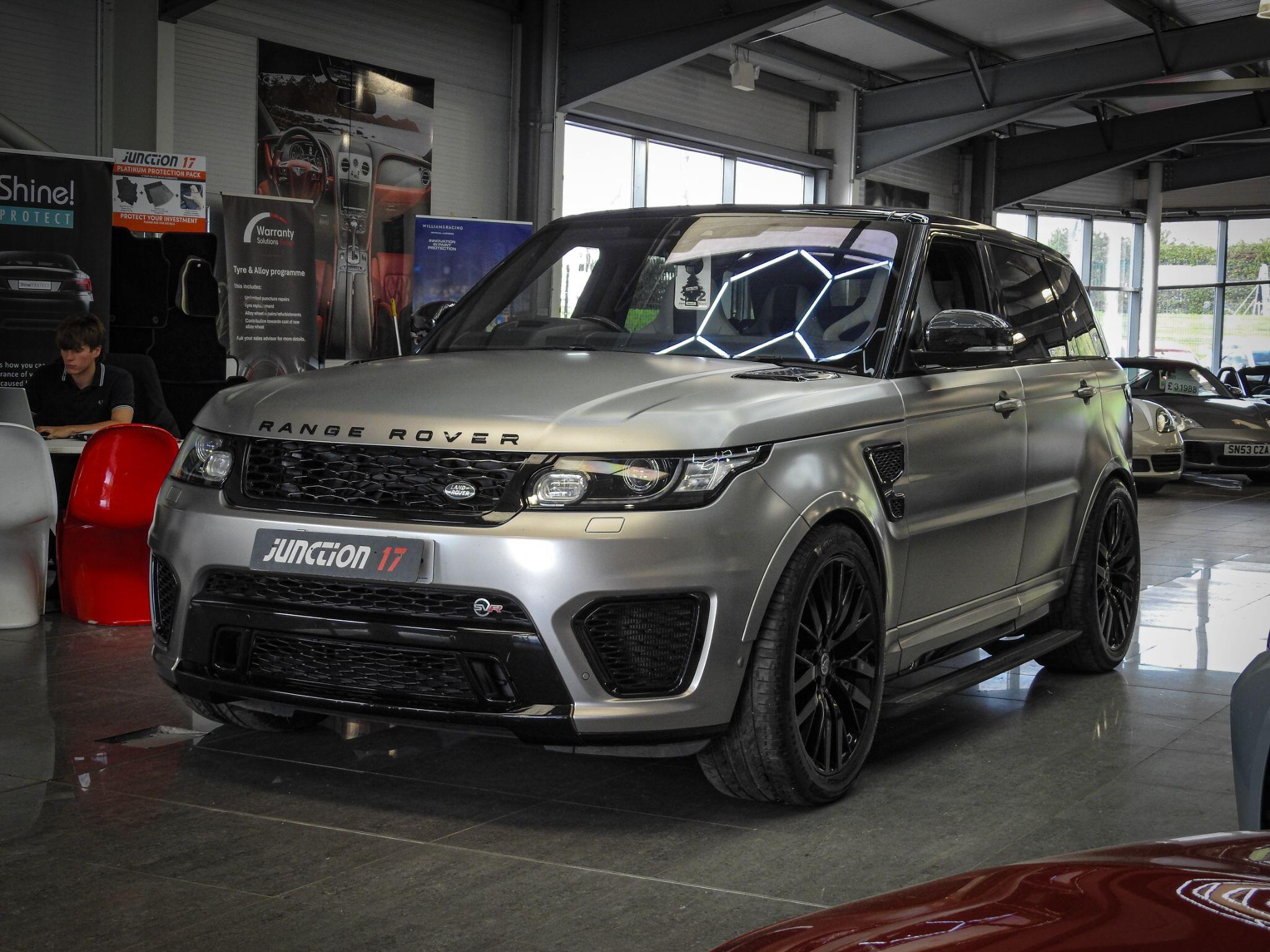 Land Rover Range Rover Sport view 8