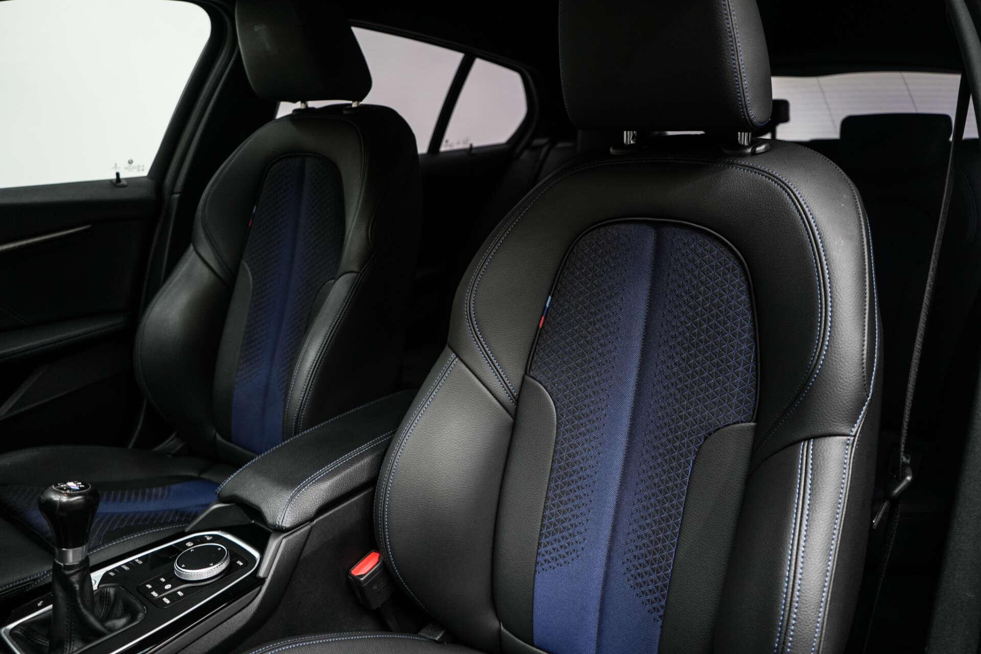 BMW 1 Series view 17