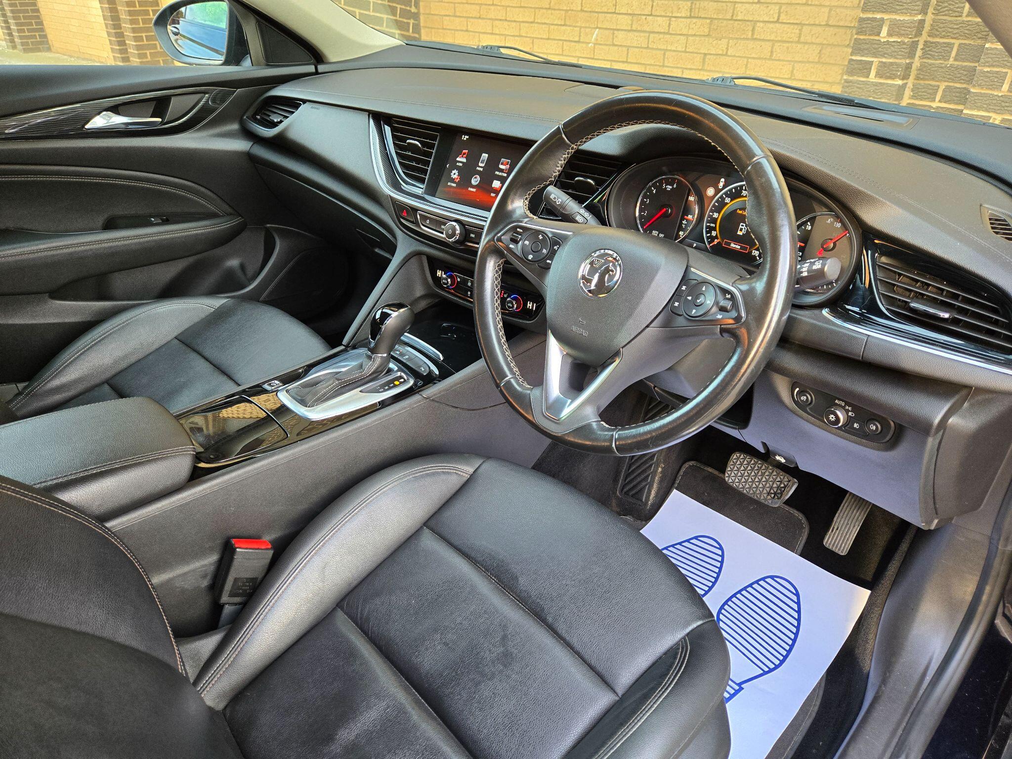 2017 Vauxhall Insignia 1.6 Turbo D BlueInjection Elite Nav Grand Sport Euro 6 (s/s) 5dr • 87,000 miles image 13