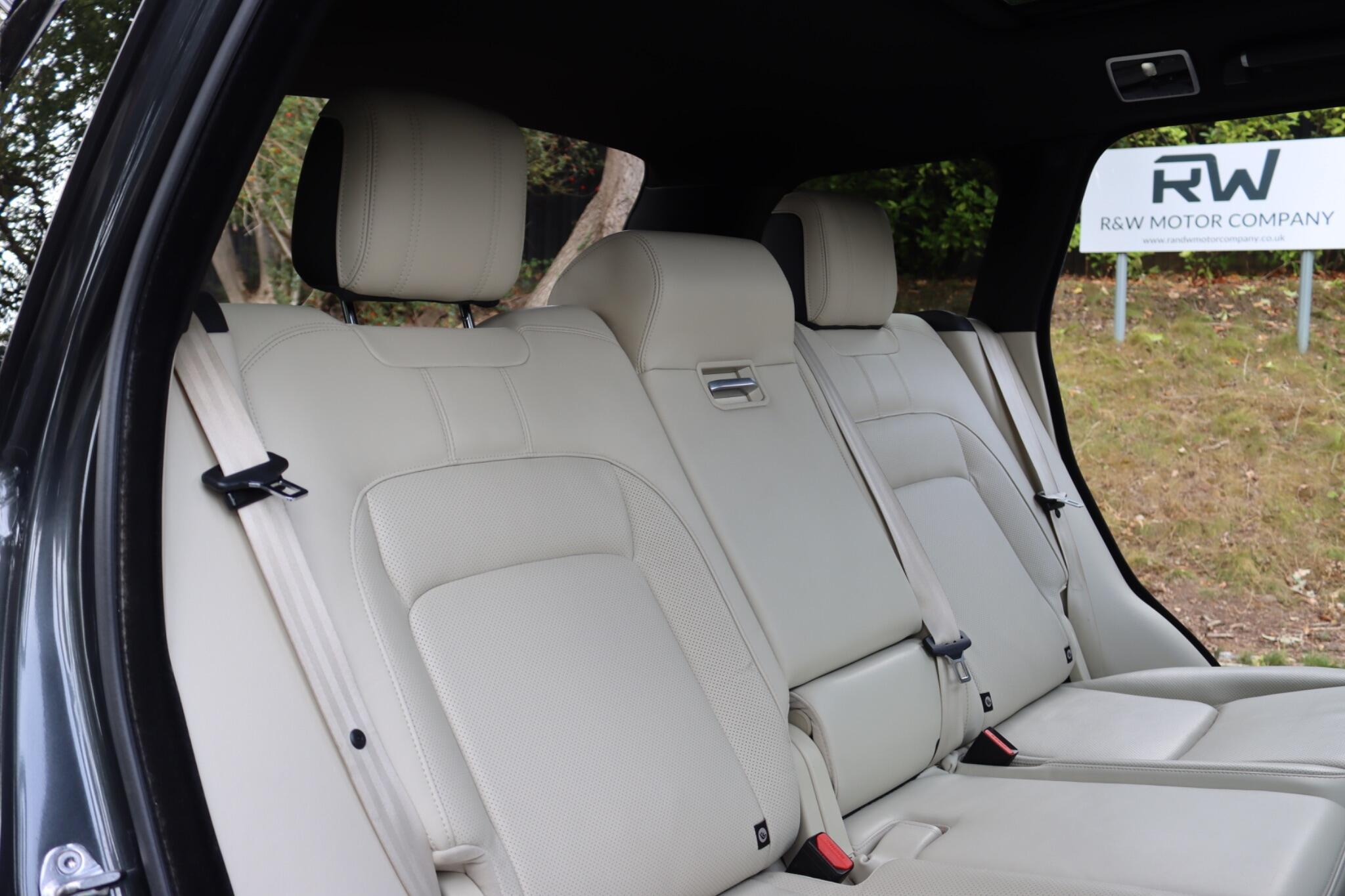 Land Rover Range Rover view 42