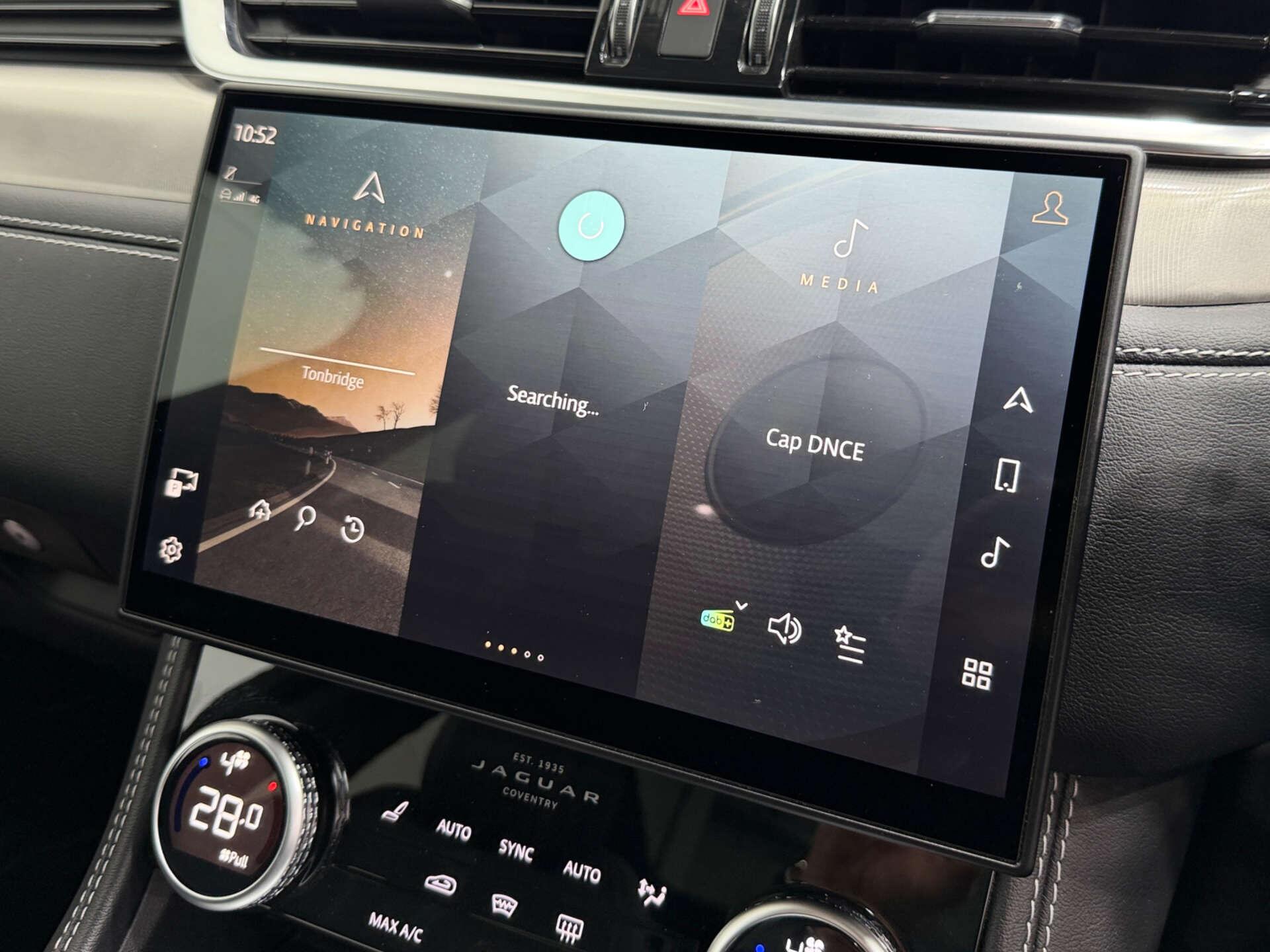 Jaguar F-Pace view 41