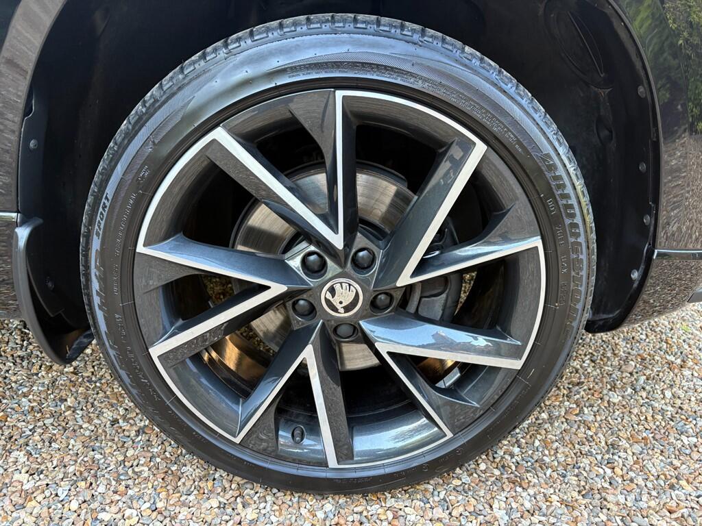 Skoda Karoq view 37