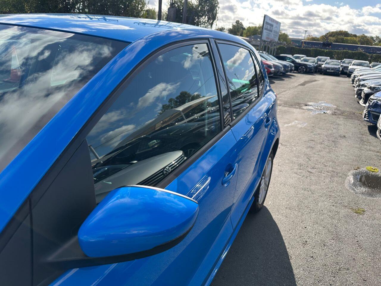 Volkswagen Polo view 18