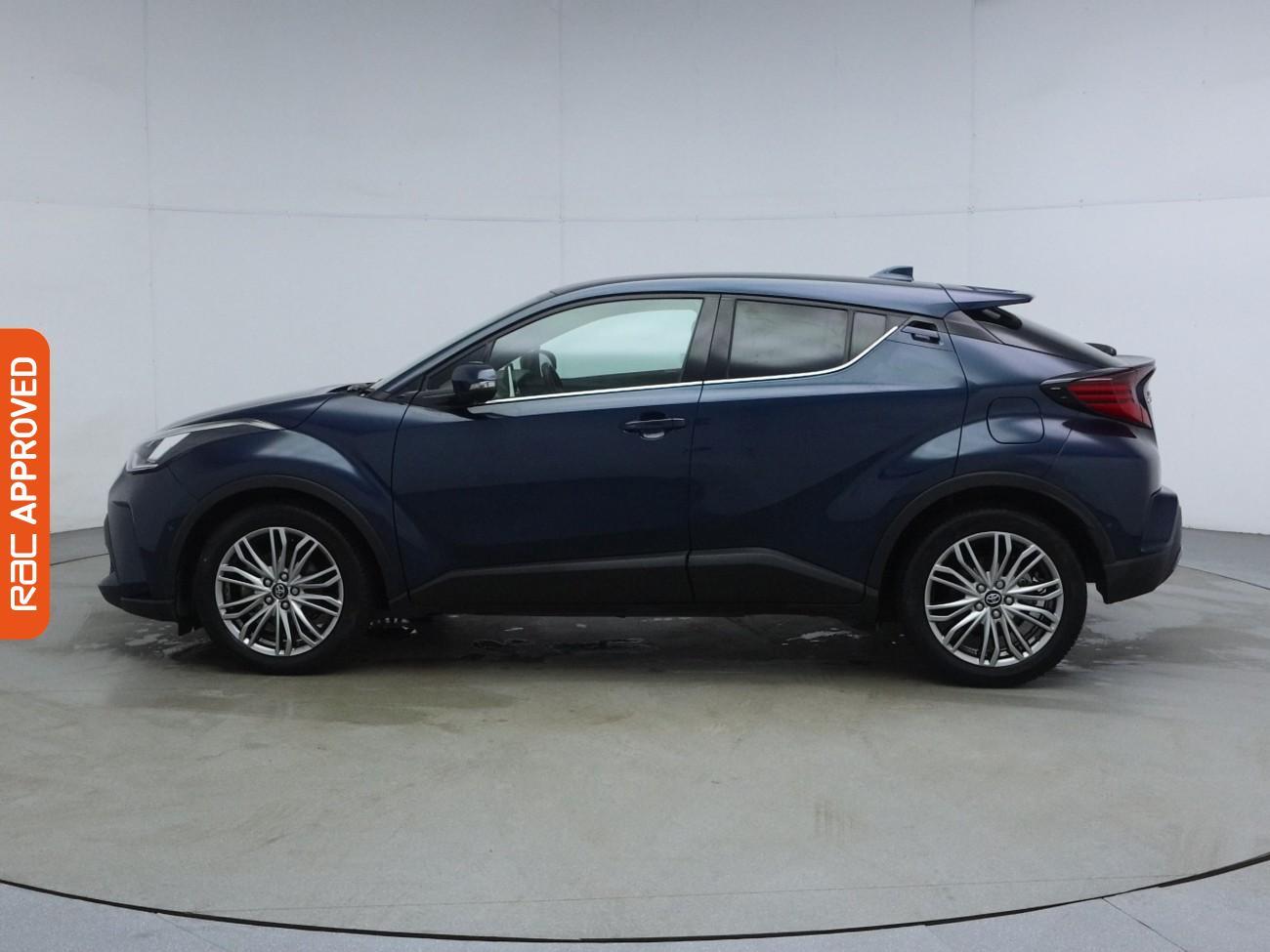Toyota C-HR view 31