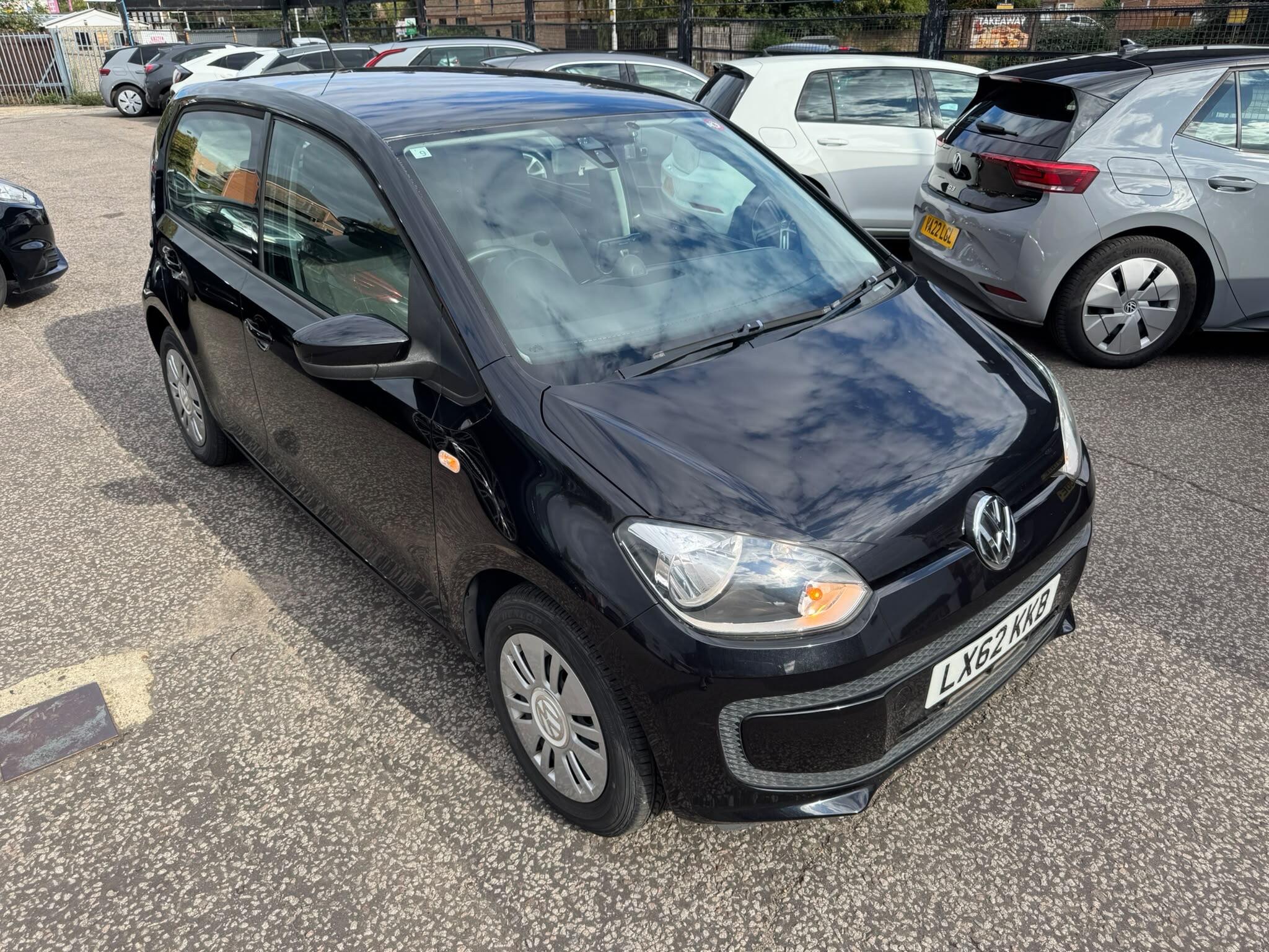 Volkswagen Up! view 22