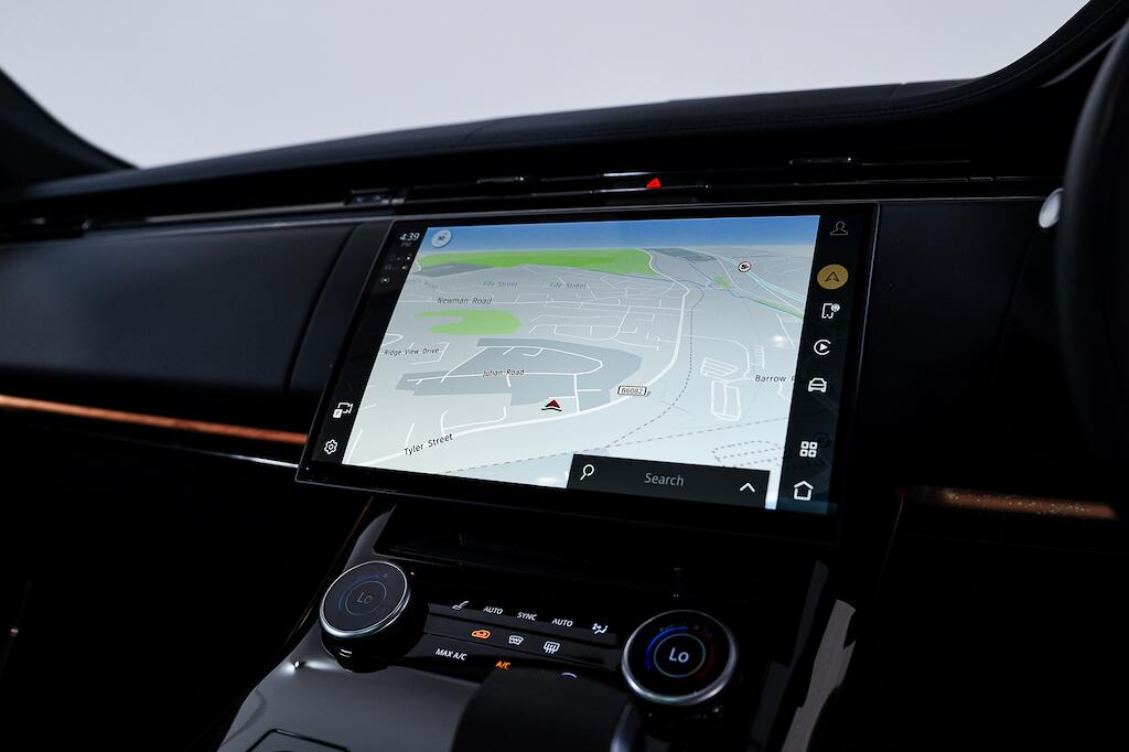 Land Rover Range Rover Sport view 21