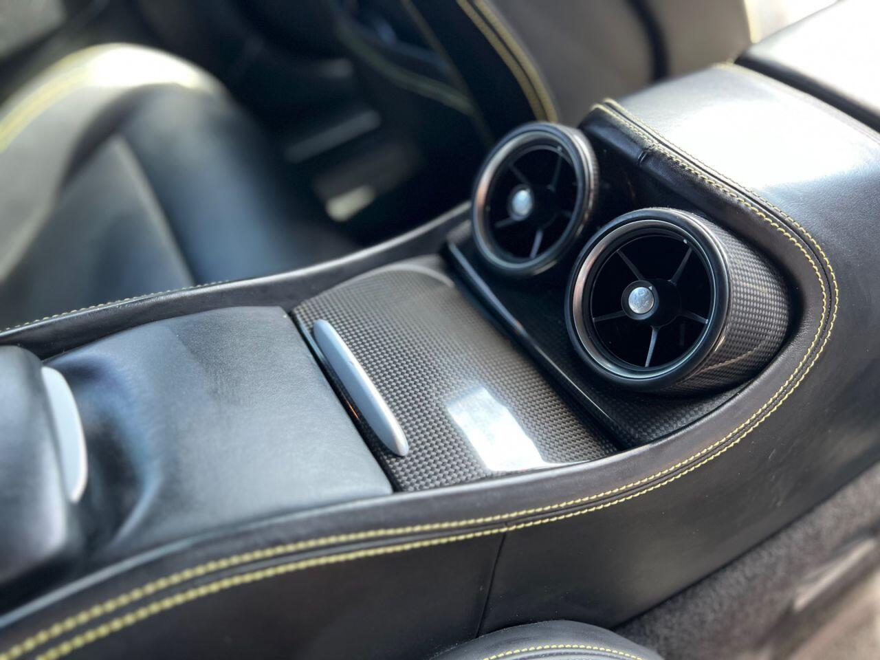 Ferrari FF view 20