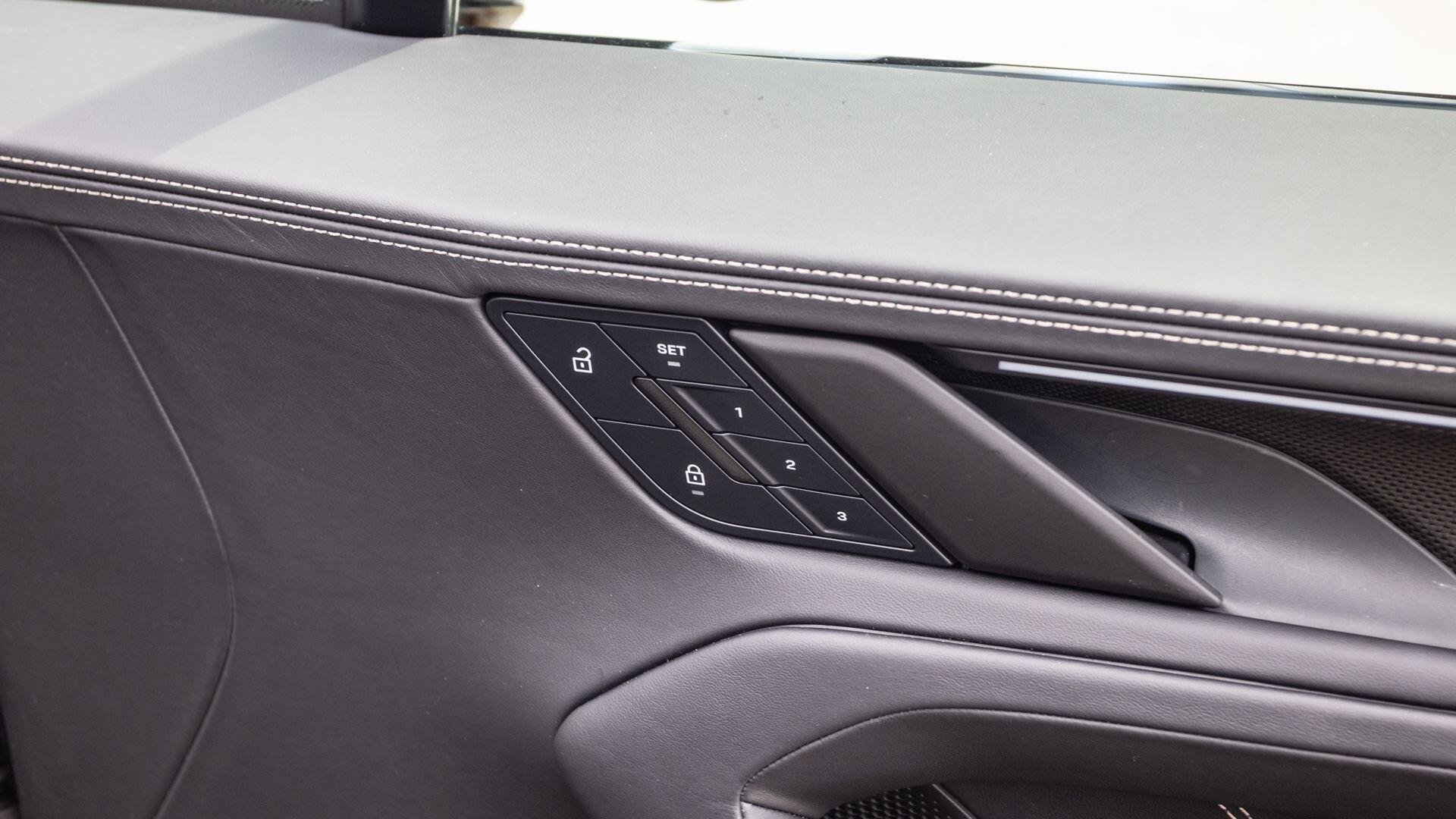 Porsche Cayenne view 17