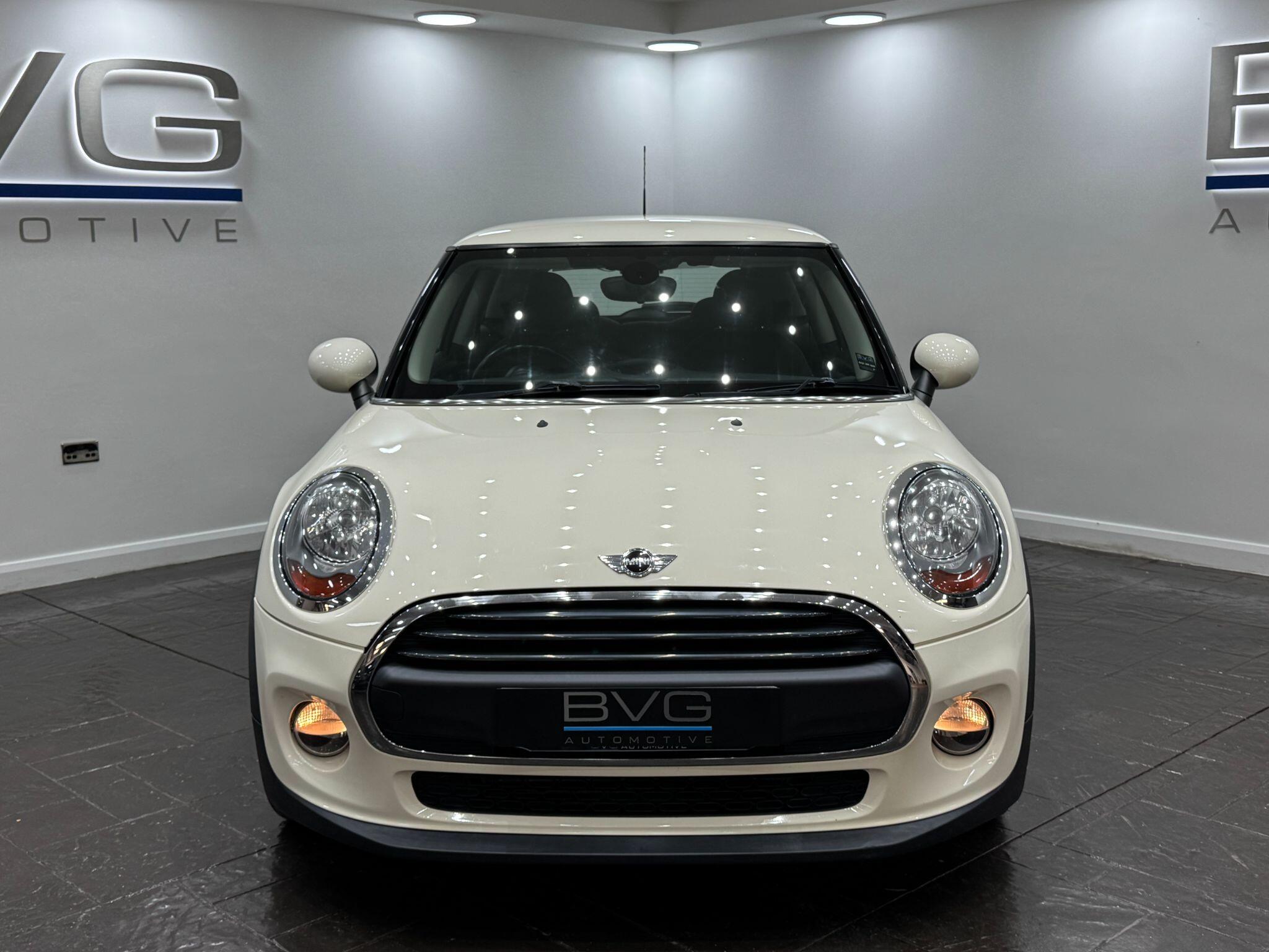 Mini Hatch view 4