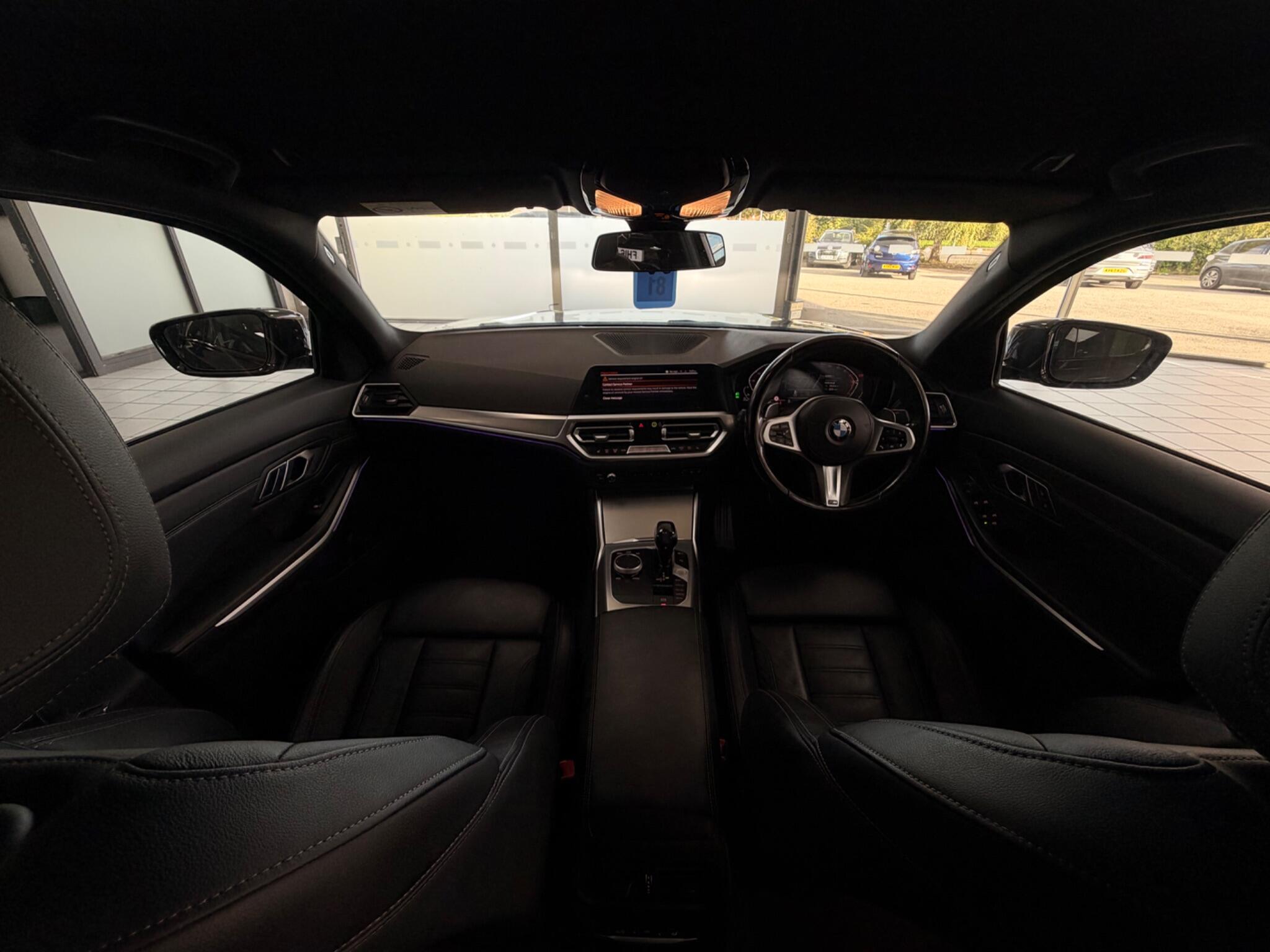 BMW 3 Series view 13