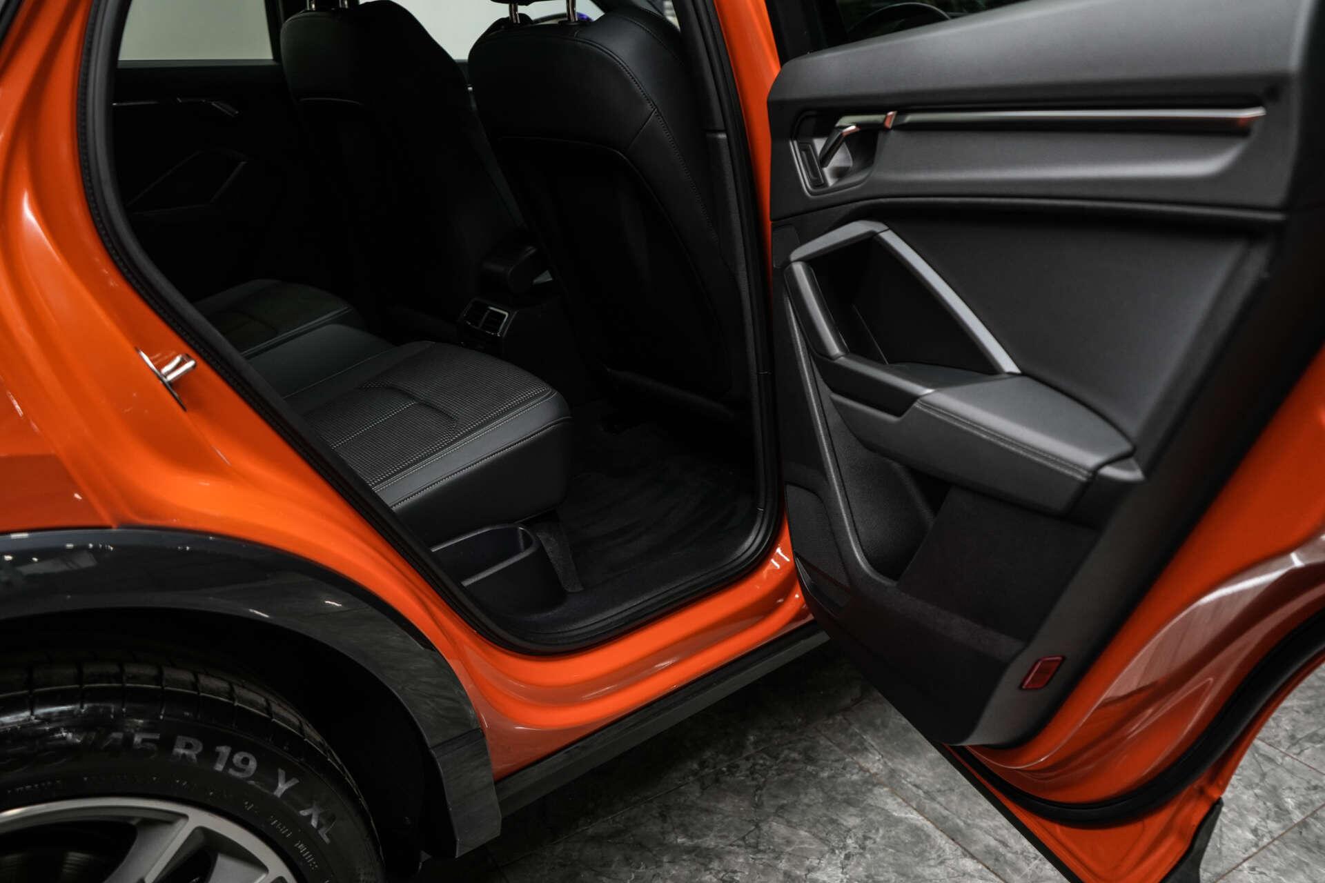 Audi Q3 view 23