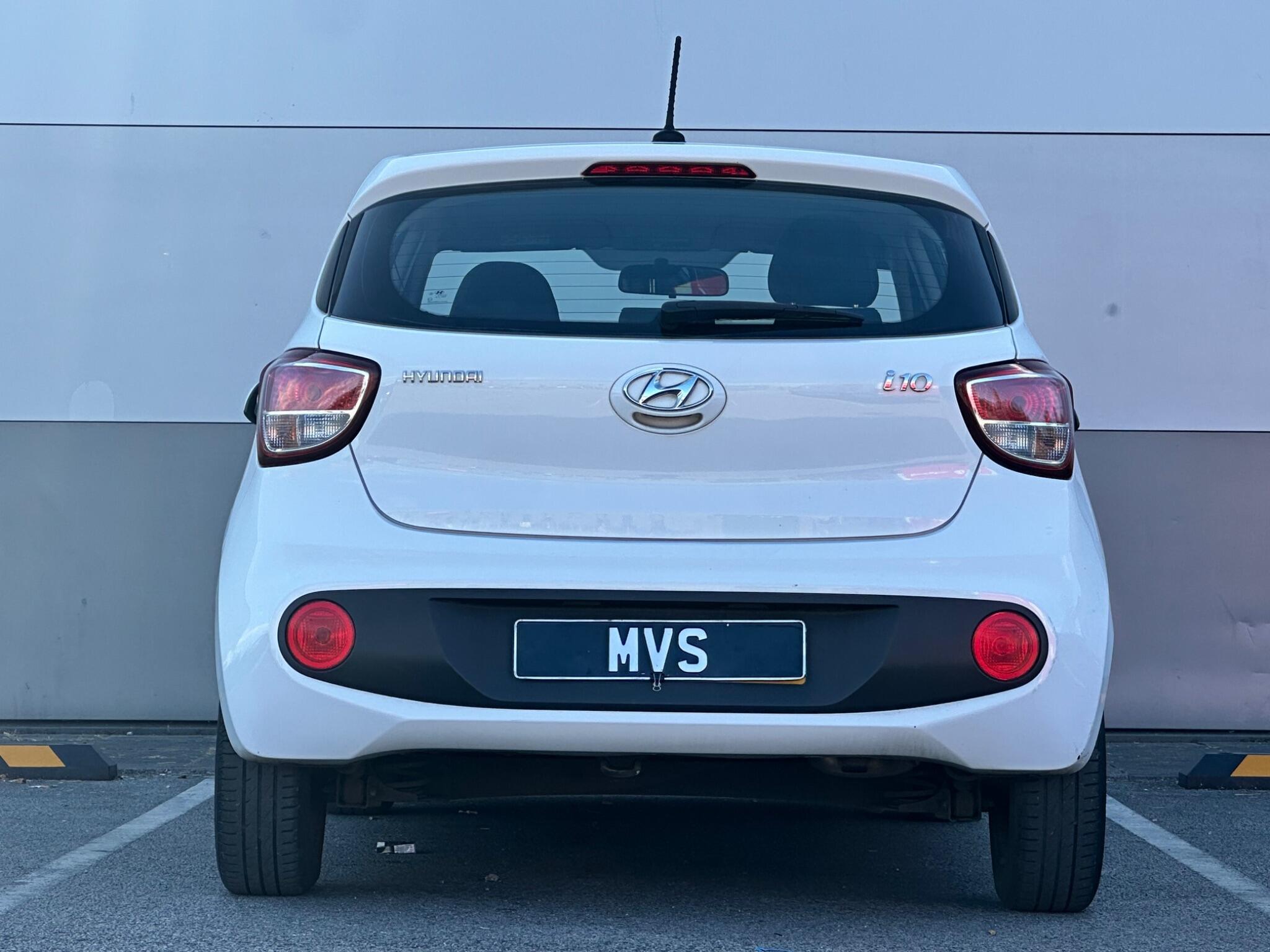 Hyundai I10 view 12
