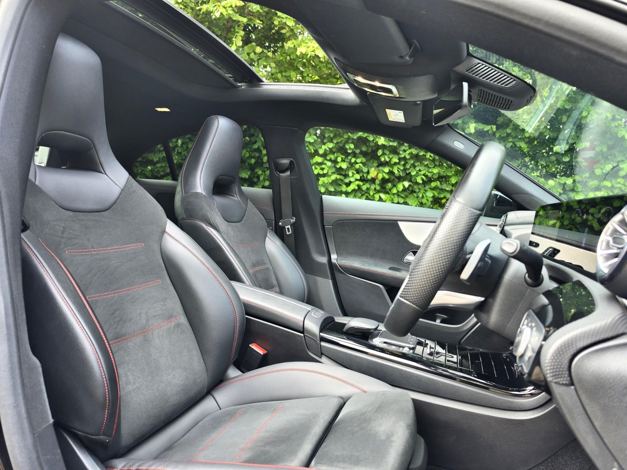 Mercedes-Benz Cla view 8