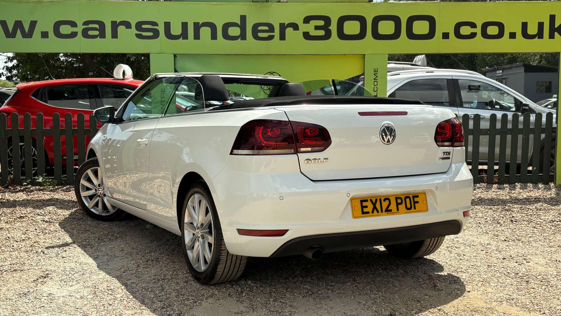 Volkswagen Golf view 4