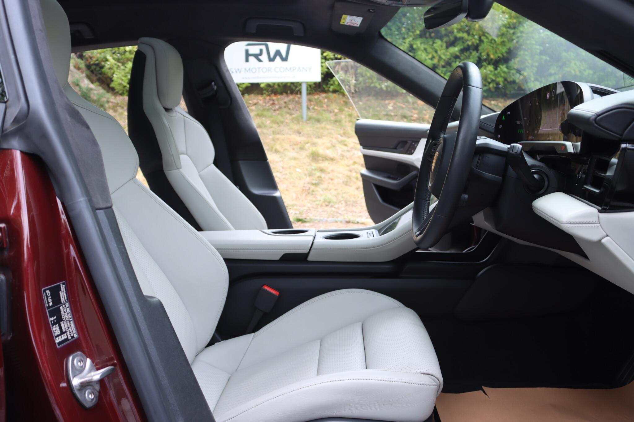Porsche Taycan view 67
