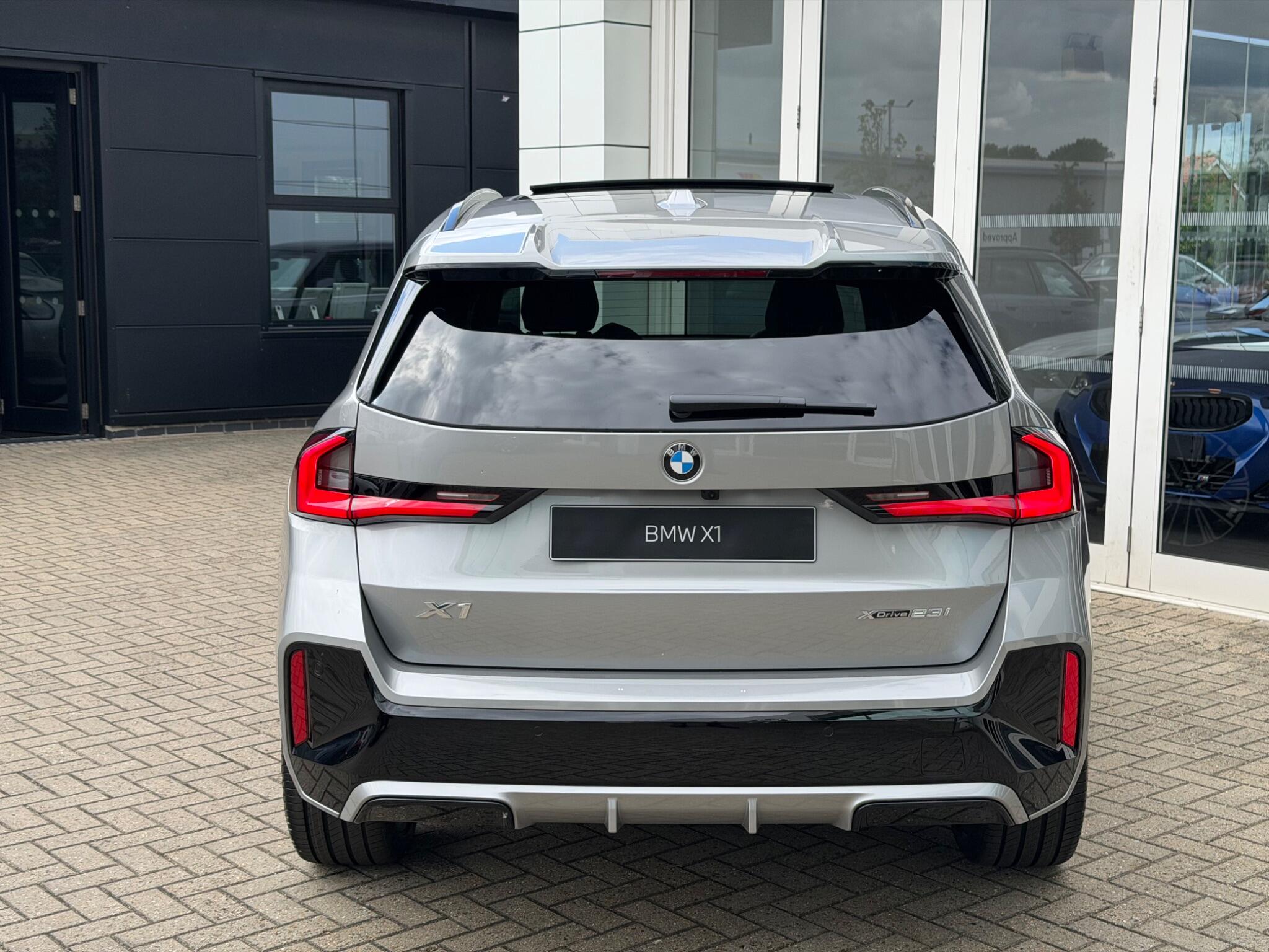 BMW X1 view 29