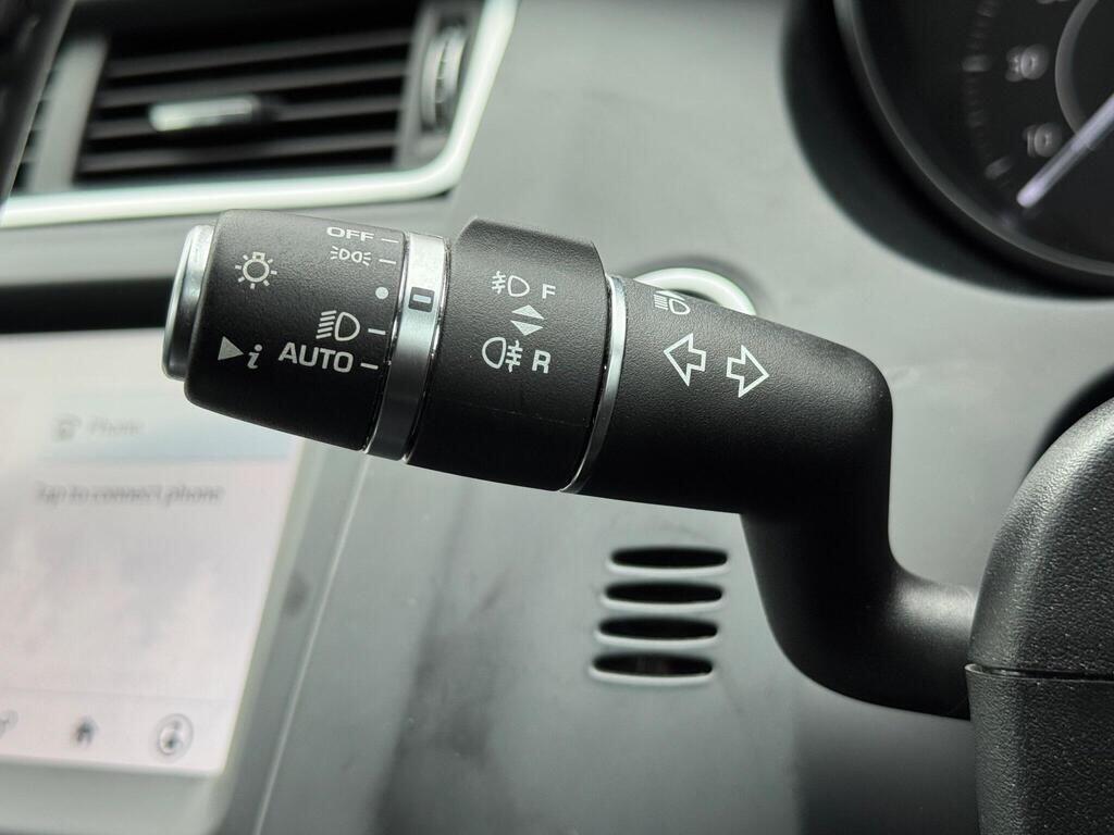 Jaguar E-Pace view 54