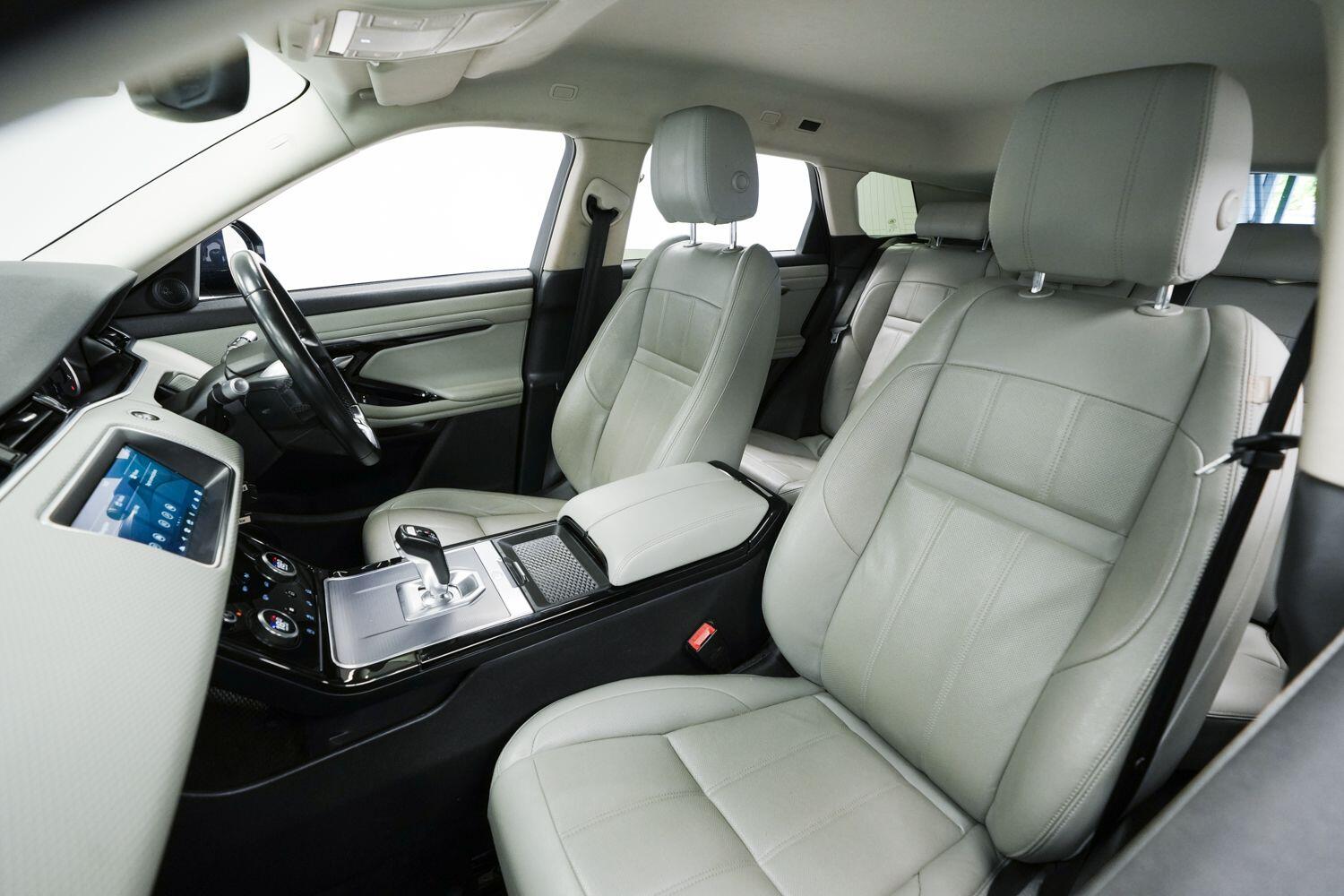 Land Rover Range Rover Evoque view 26
