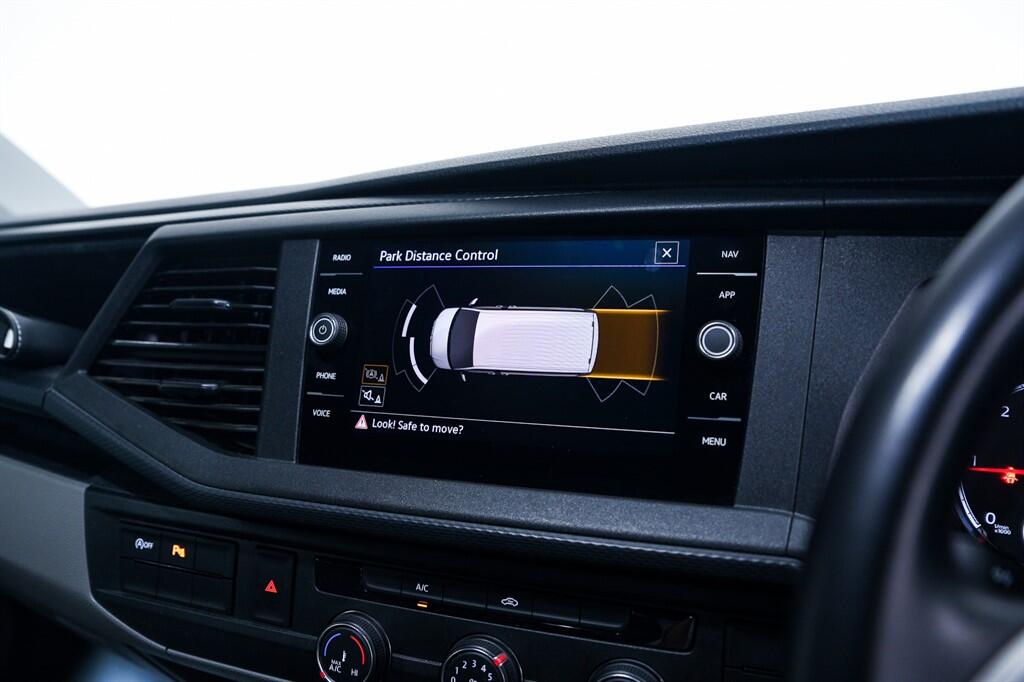 Volkswagen Transporter view 24