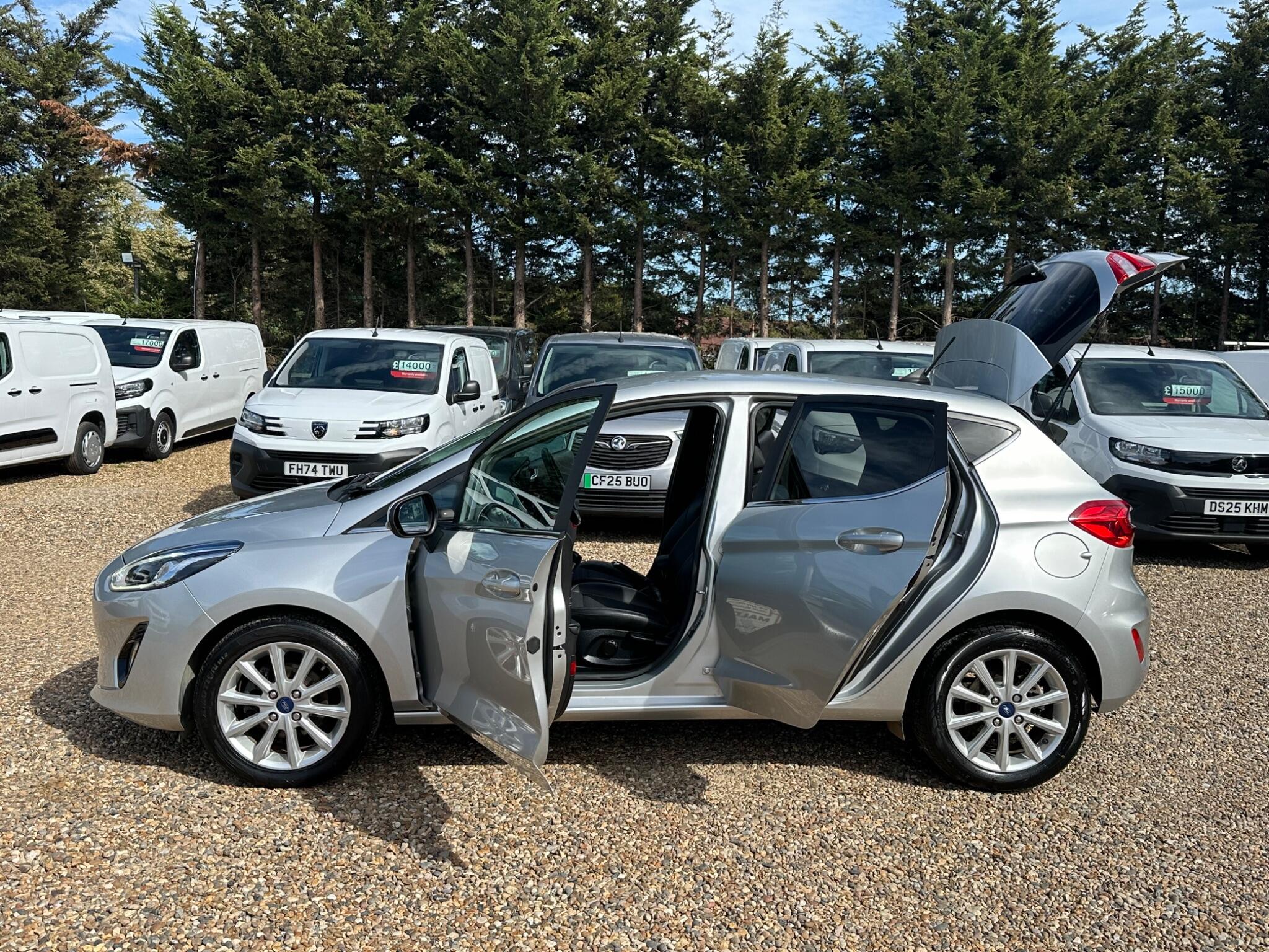 Ford Fiesta view 21