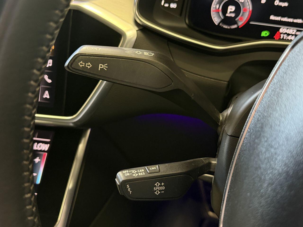 Audi A6 Saloon view 40