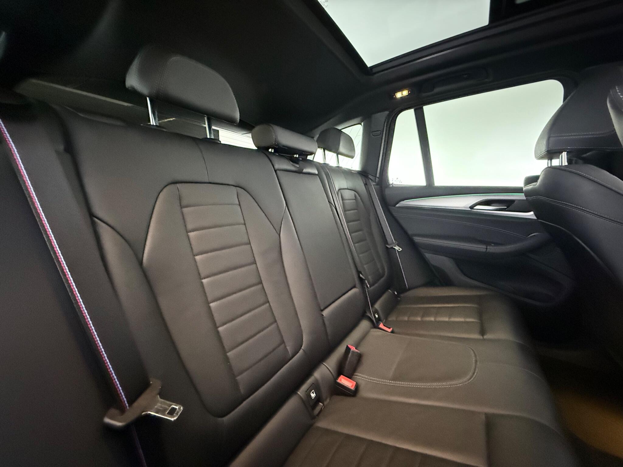 BMW X3 view 33