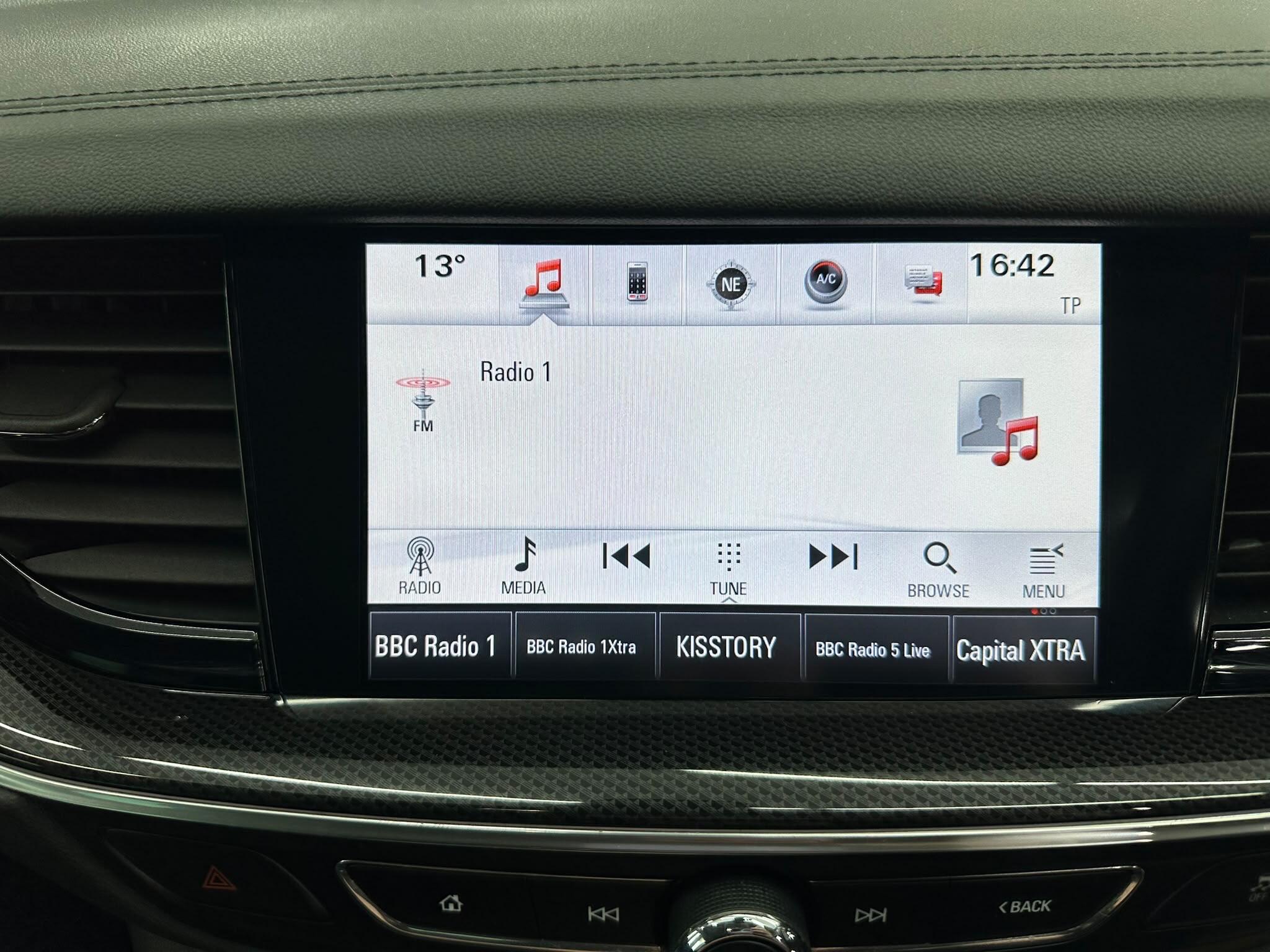 Vauxhall Insignia view 40
