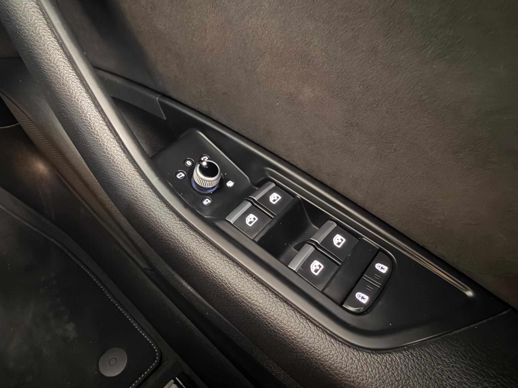 Audi A4 view 29