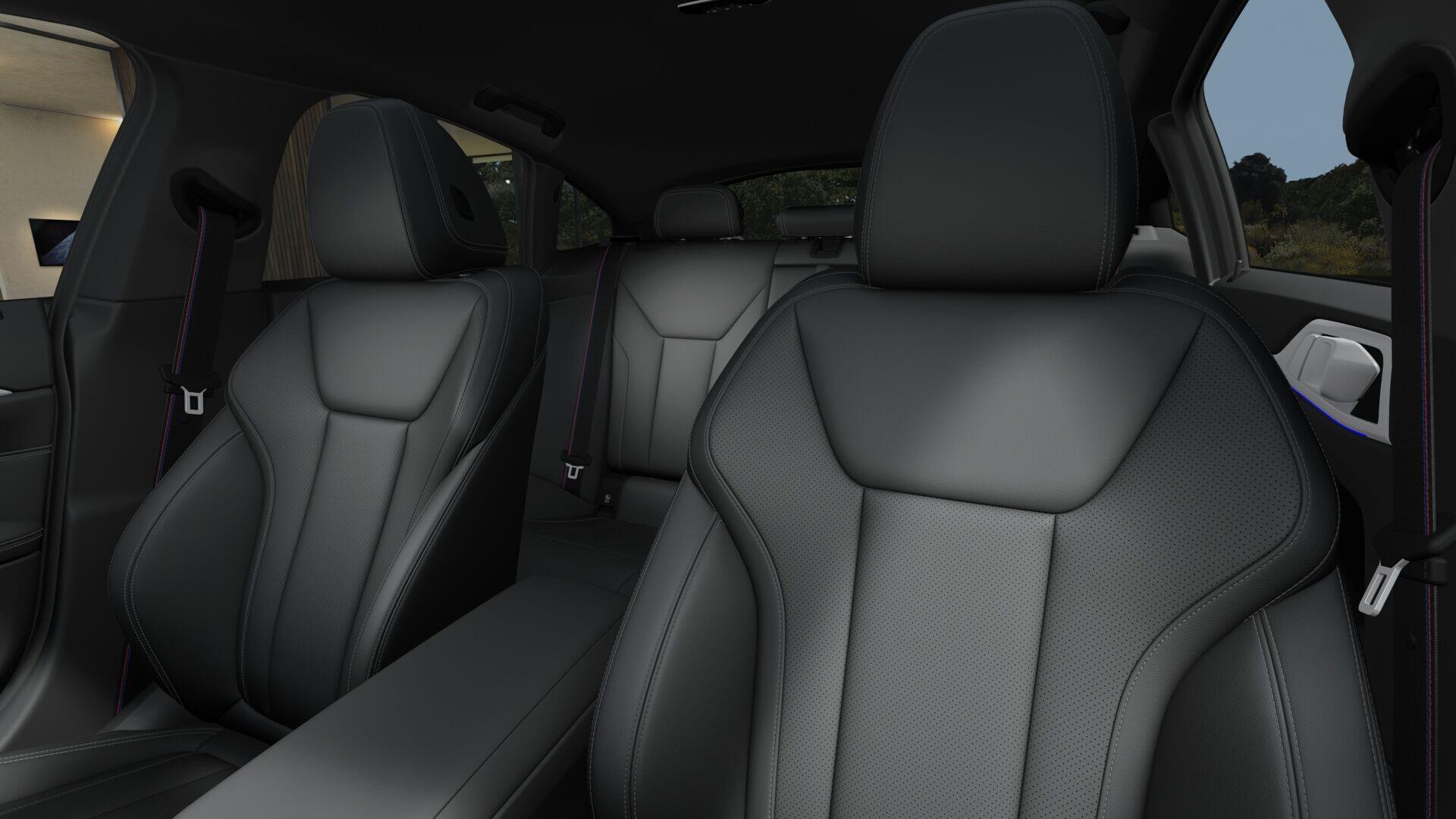 BMW 4 Series view 11
