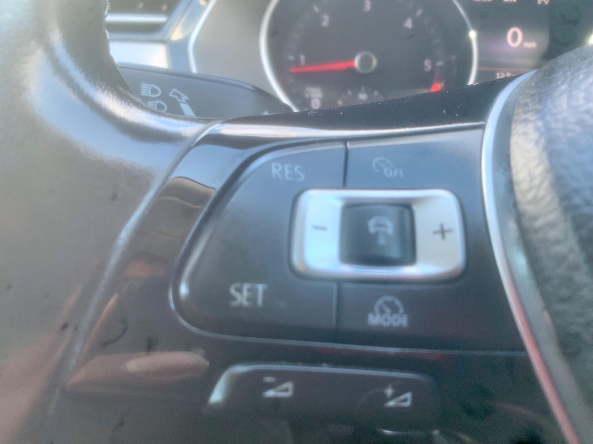 Volkswagen Passat view 52