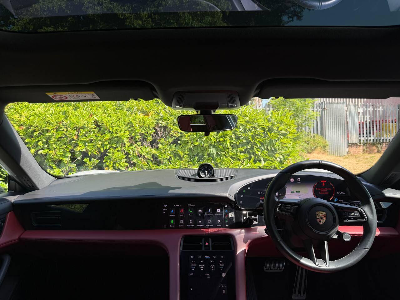 Porsche Taycan view 34
