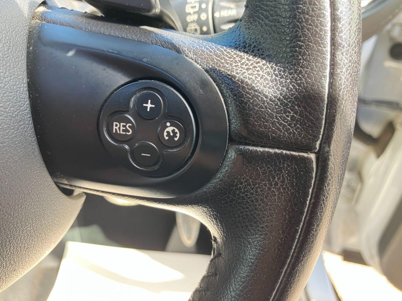Mini Countryman view 50