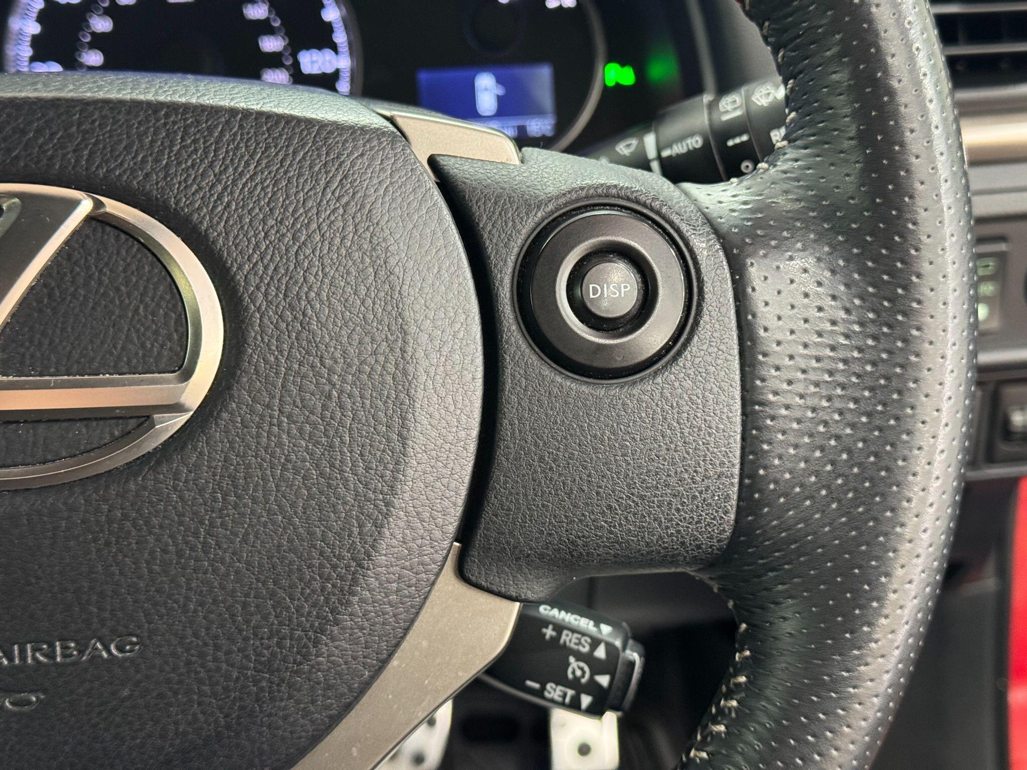 Lexus CT view 24