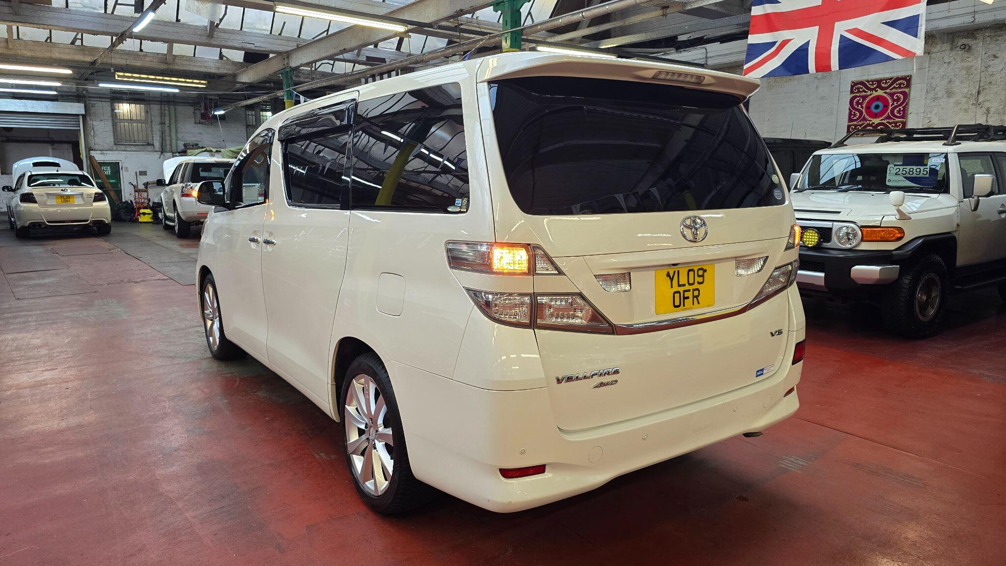 Toyota Vellfire view 29