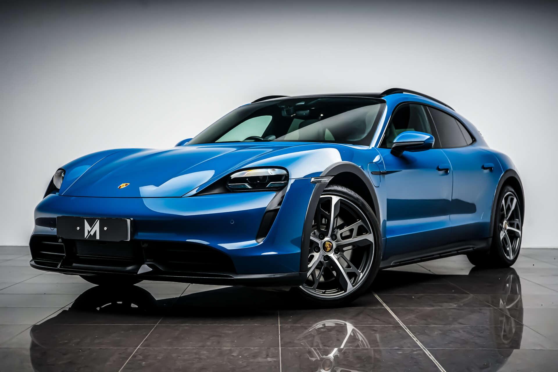 Porsche Taycan view 5