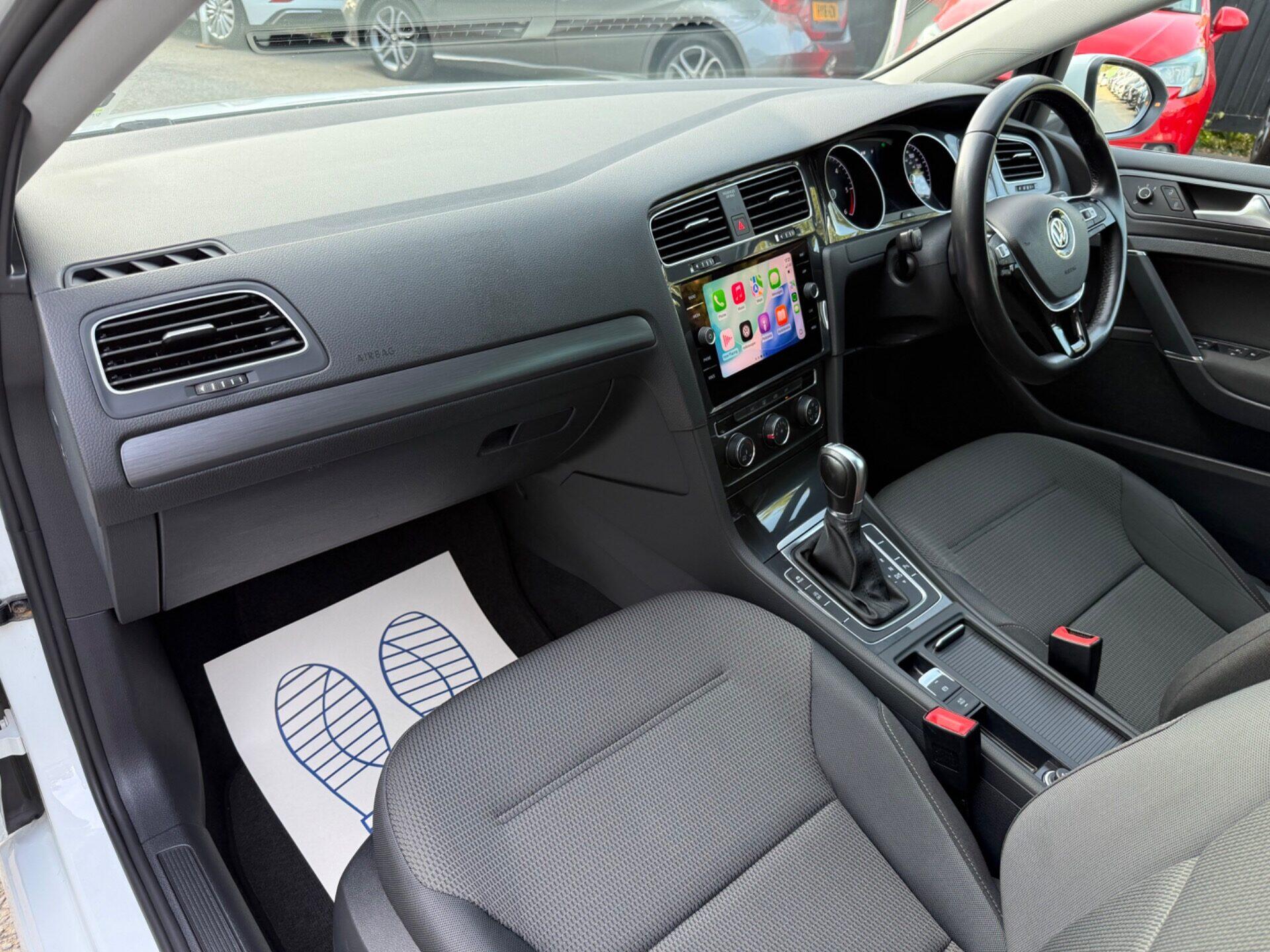 Volkswagen Golf view 25