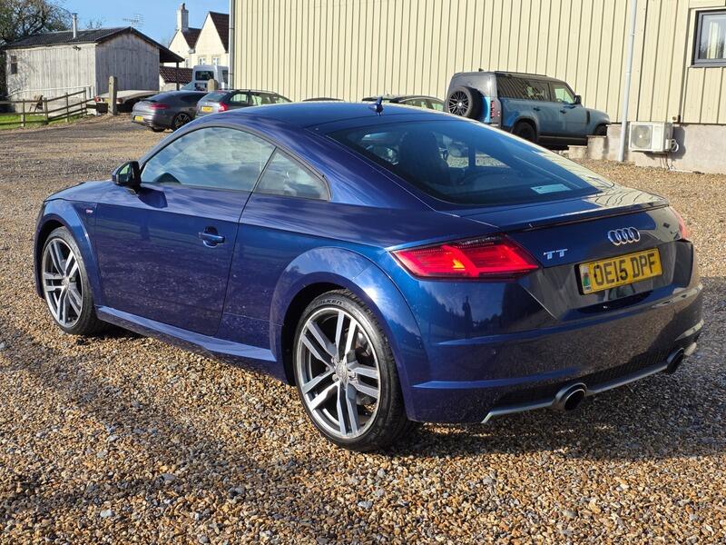 2015 Audi TT image 13