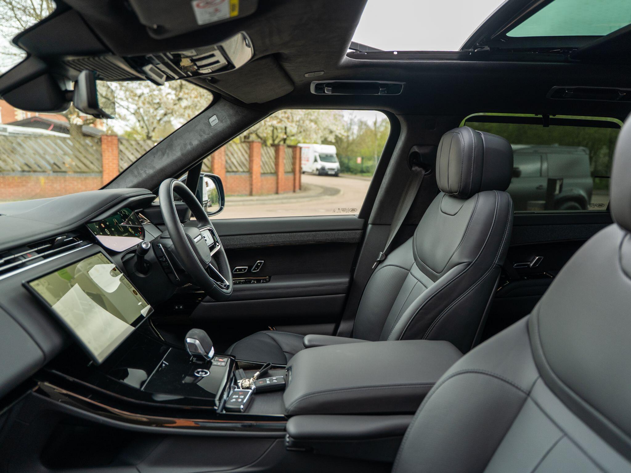 Land Rover Range Rover Sport view 50