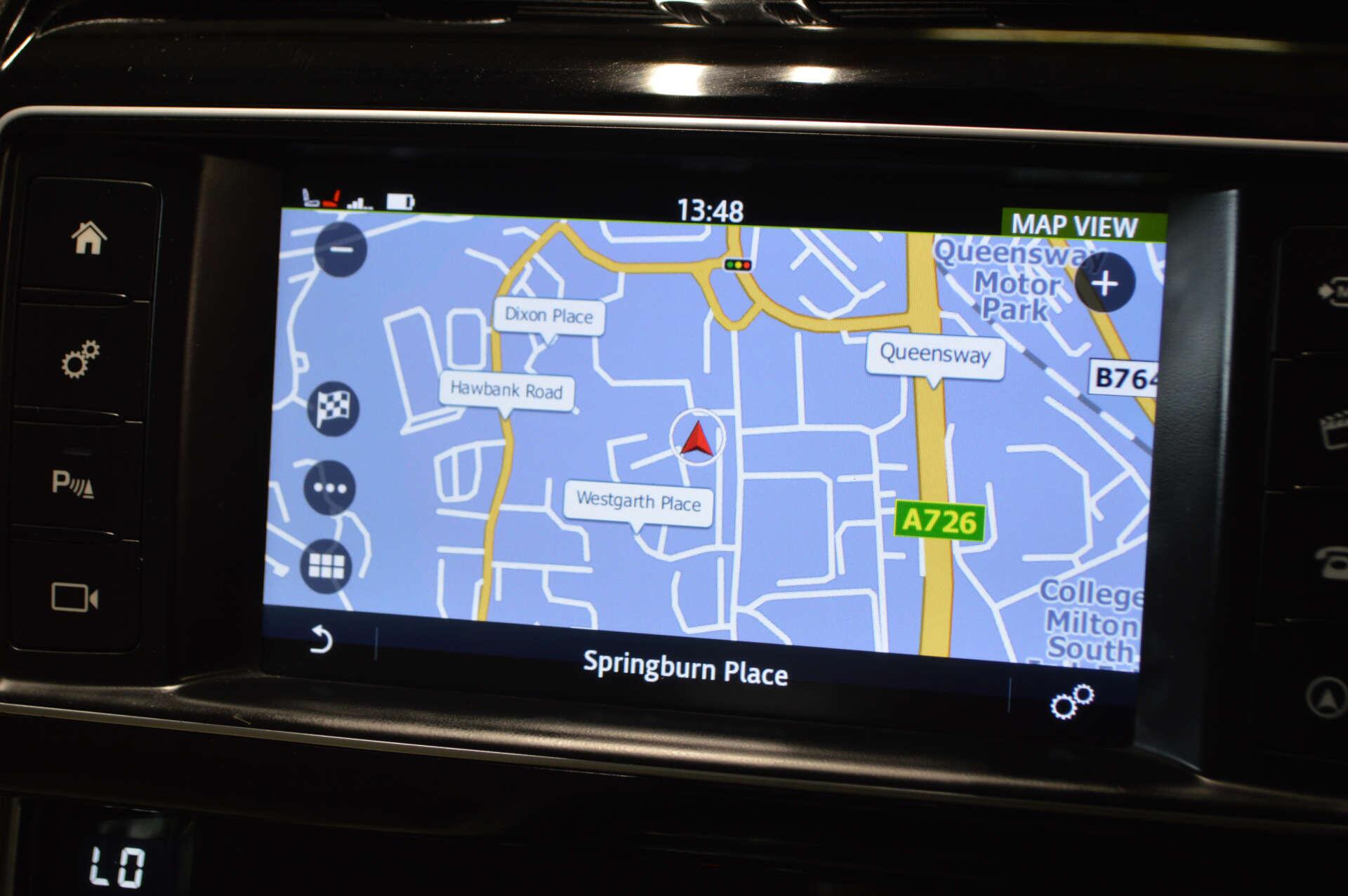 Jaguar Xe view 18